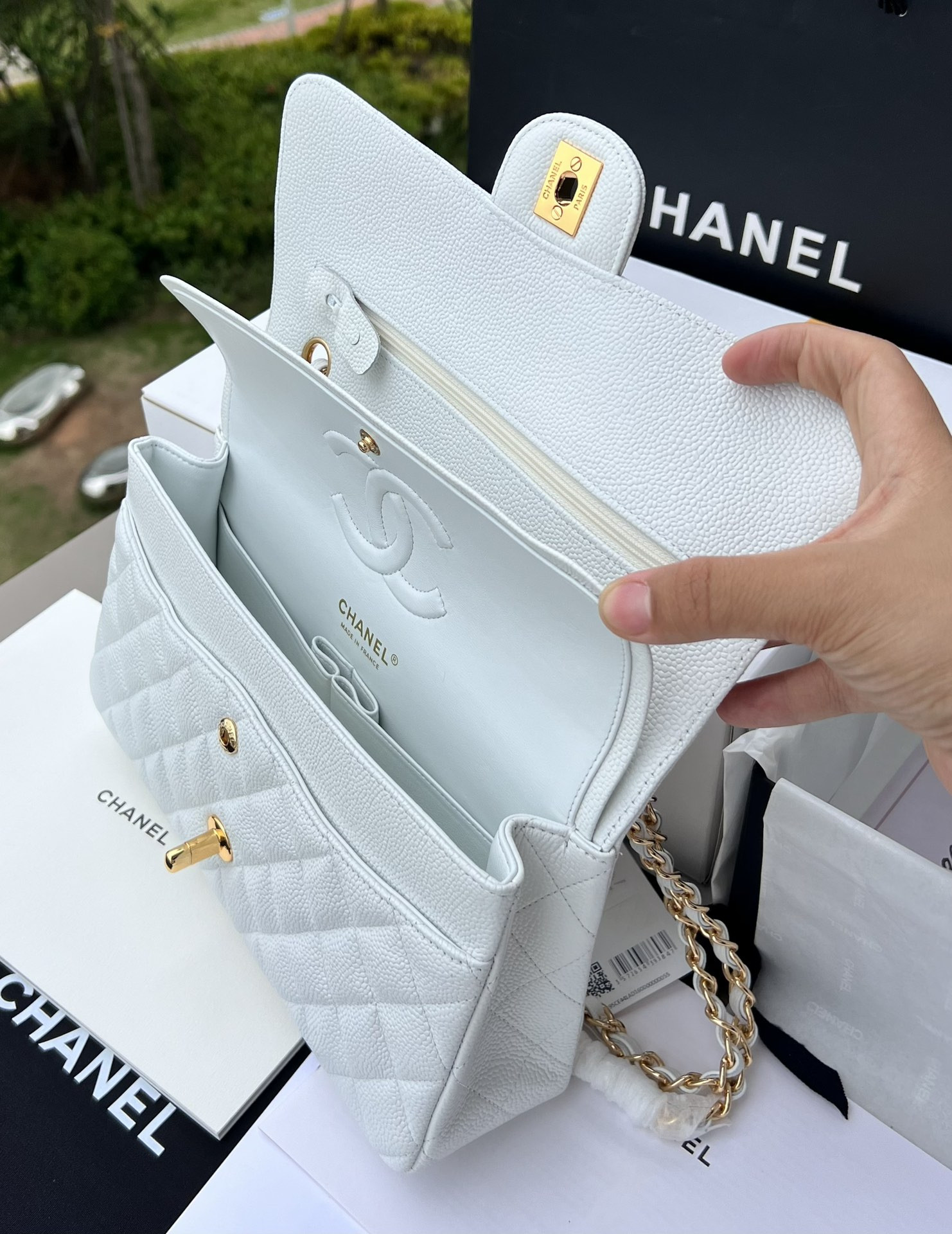 CHANEL CLASSIC HANDBAG GRAINED CALFSKIN & GOLD-TONE METAL WHITE 6 × 9.9 × 2.5 in