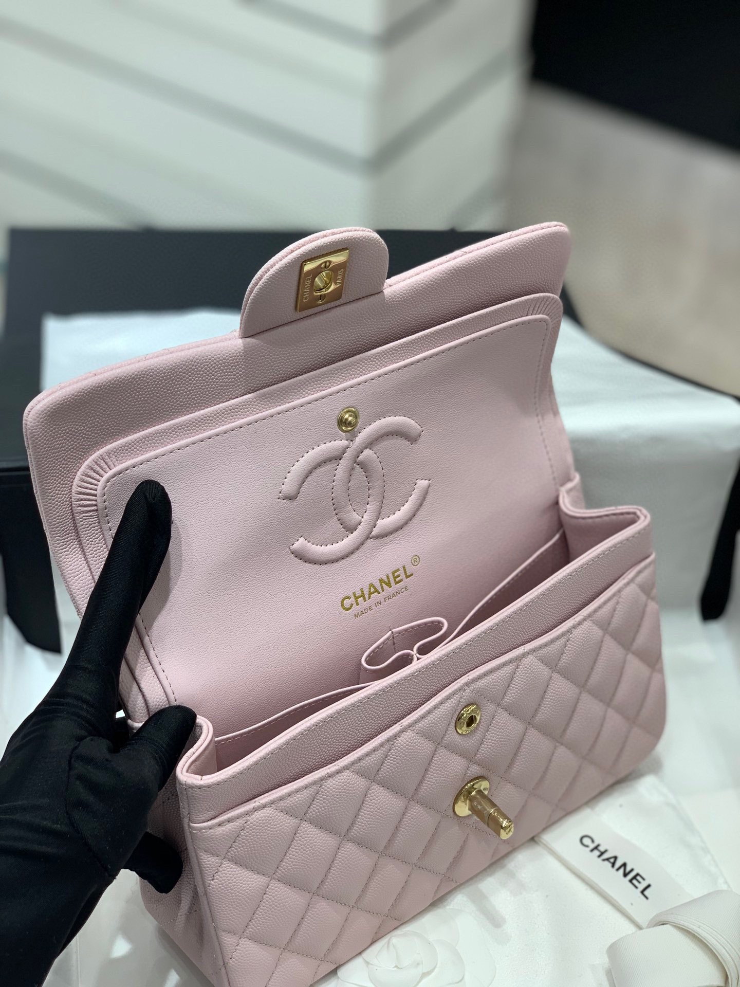 CHANEL CLASSIC HANDBAG GRAINED CALFSKIN & GOLD-TONE METAL LIGHT PINK 6 × 9.9 × 2.5 in