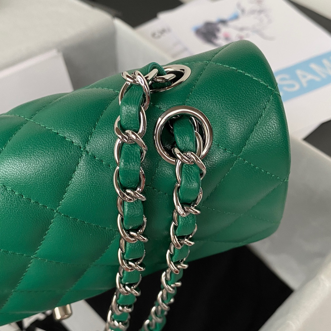 CHANEL SMALL CLASSIC HANDBAG Grained SHINY Calfskin & Silver-Tone Metal Green 5.7 × 9 × 2.3 in