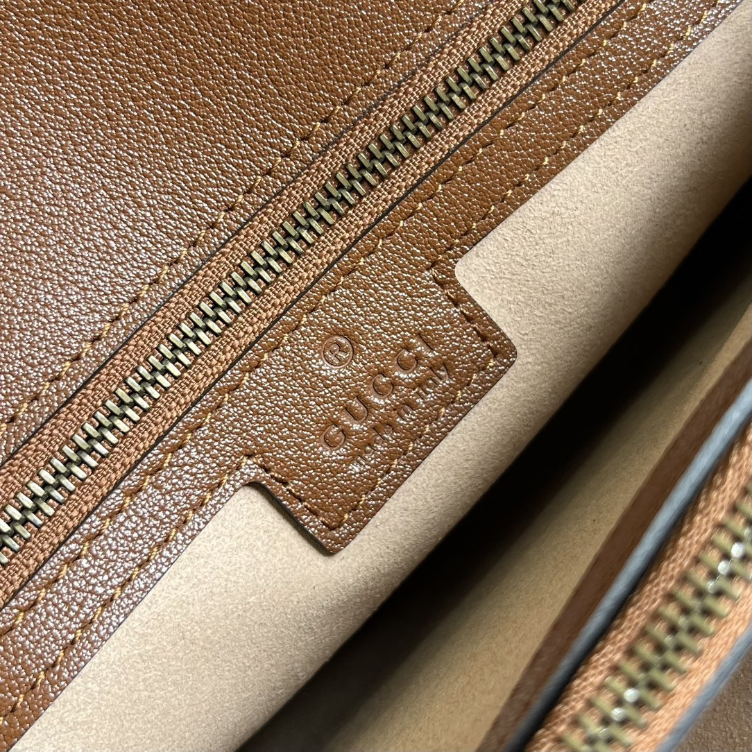 GUCCI DIANA MEDIUM TOTE BAG Cuir 31W x 27H x 15D CM