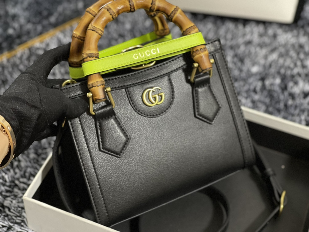 GUCCI DIANA MINI TOTE BAG Black 20W x 16H x 10D CM