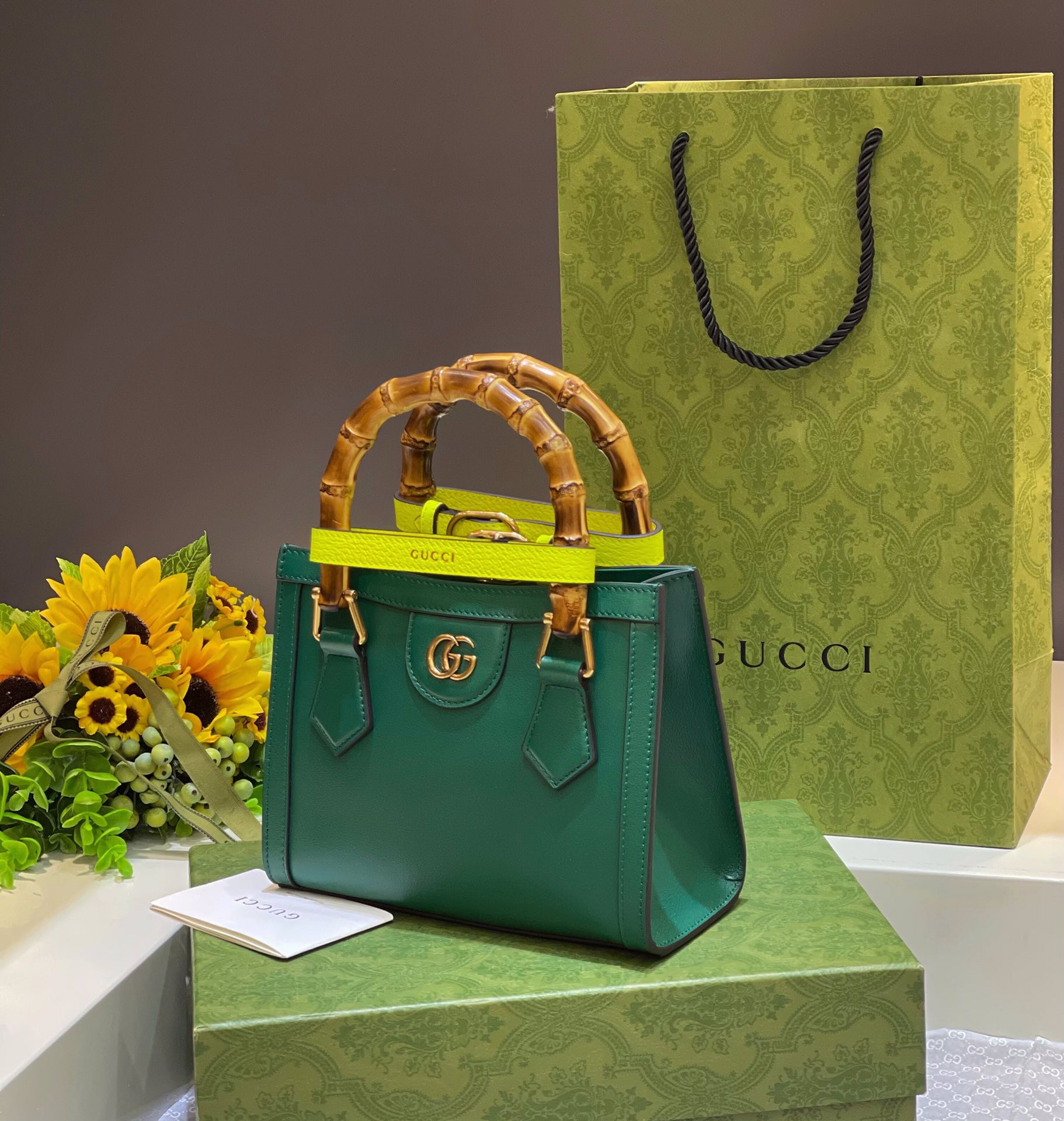 GUCCI DIANA MINI TOTE BAG Green 20W x 16H x 10D CM