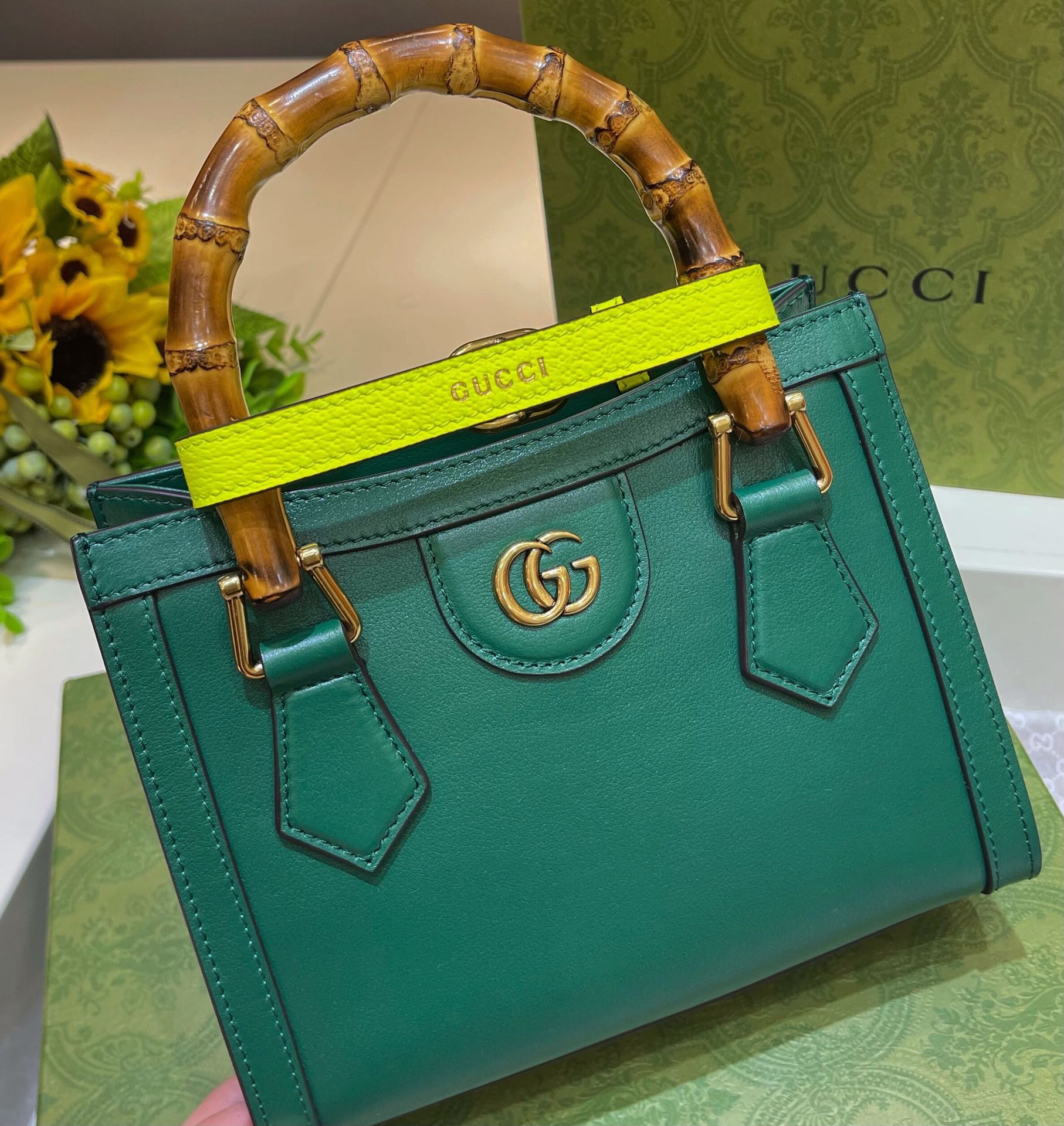 GUCCI DIANA MINI TOTE BAG Green 20W x 16H x 10D CM