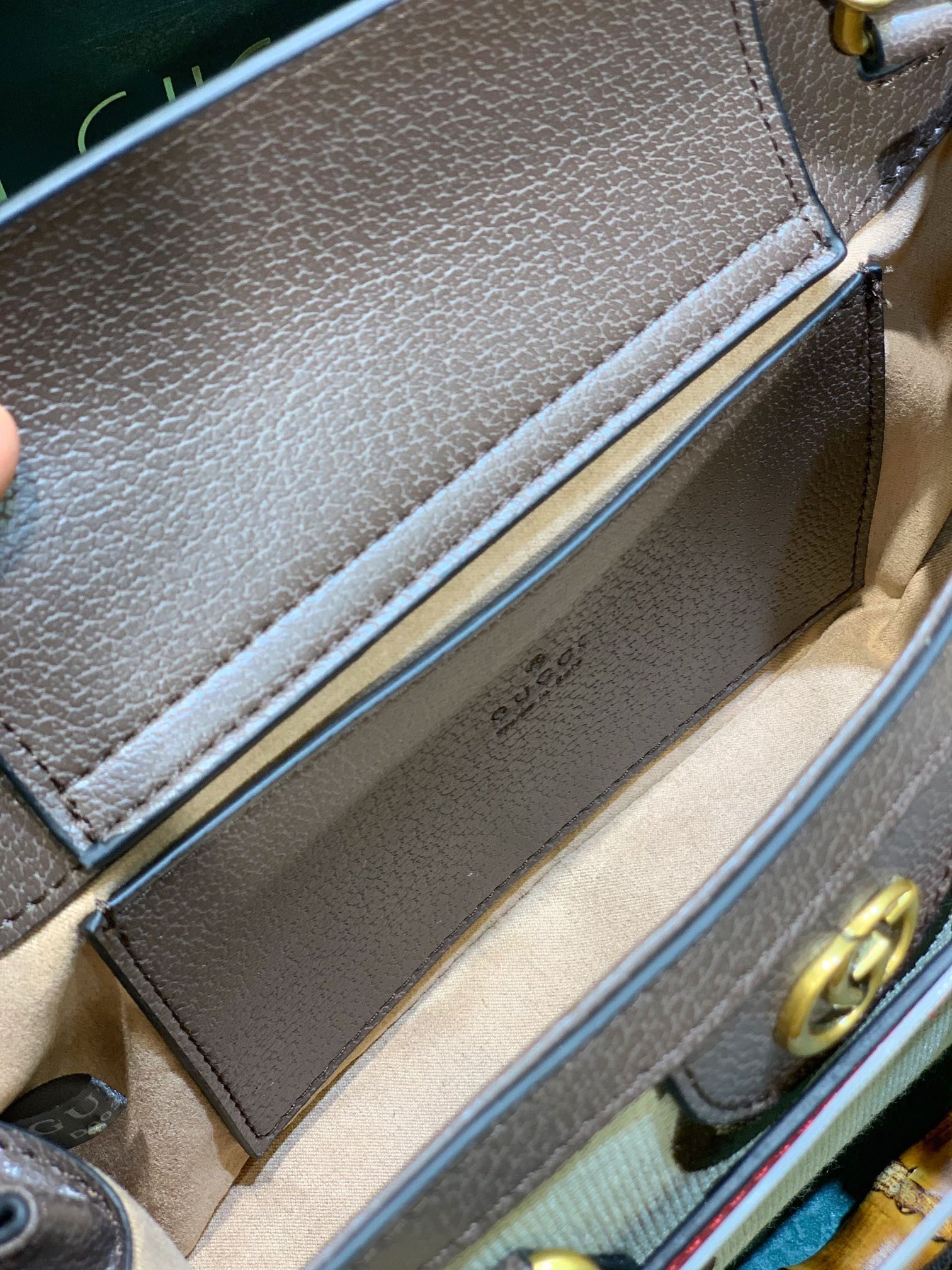 GUCCI DIANA SMALL SHOULDER BAG 25W x 16H x 9D CM