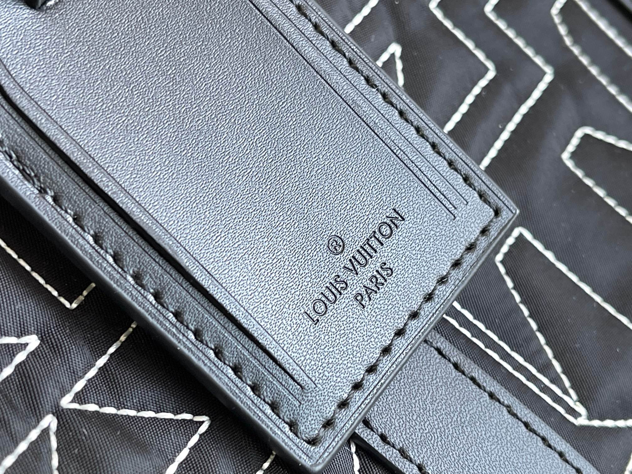 Louis Vuitton Keepall Bandoulière 50 M21382