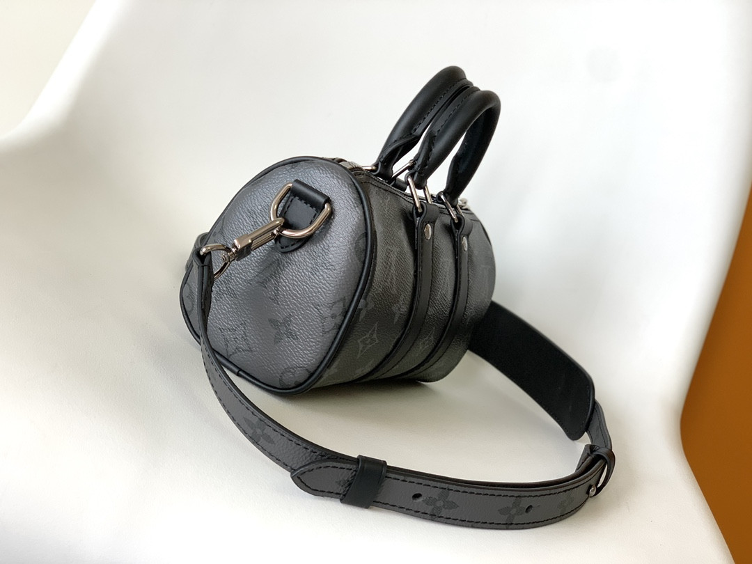 Louis Vuitton Keepall XS Monogram Eclipse Reverse Black M45947 21 x 12 x 9 CM