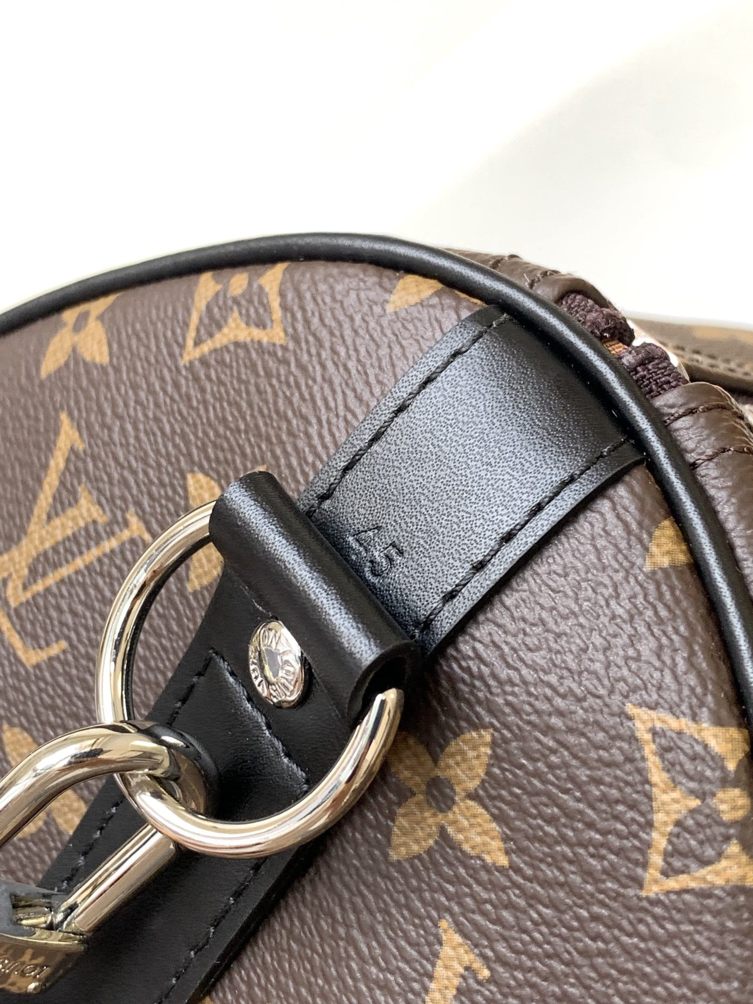 Louis Vuitton Keepall Bandoulière 45 M56711