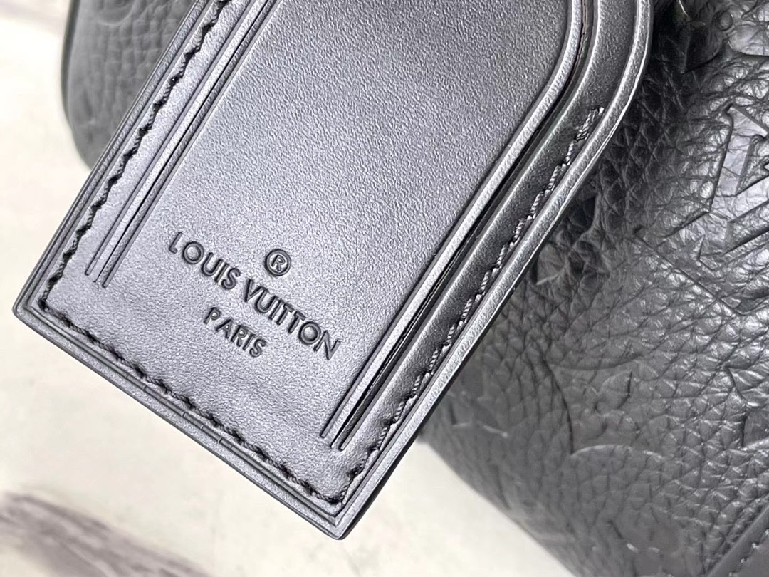 Louis Vuitton Keepall Bandoulière 25 M20900 9.8 x 5.9 x 4.3 inches