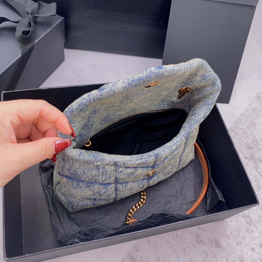YSL PUFFER IN SUEDE AND DENIM LIGHT BLUE 23 X 15.5 X 5.8 CM
