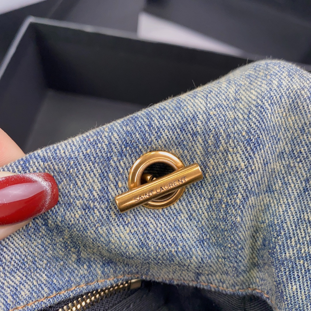 YSL PUFFER IN SUEDE AND DENIM LIGHT BLUE 23 X 15.5 X 5.8 CM