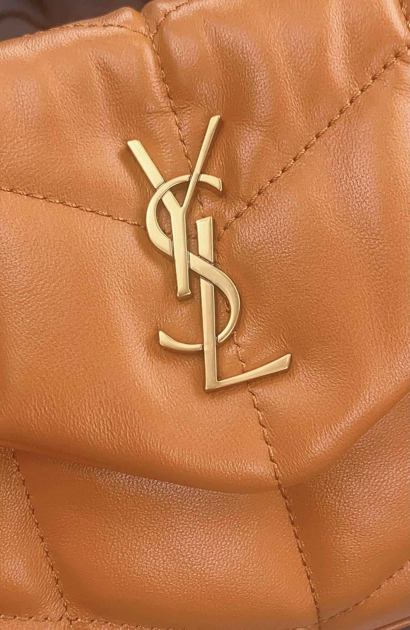 YSL PUFFER IN LEATHER ORANGE 23 X 15.5 X 5.8 CM