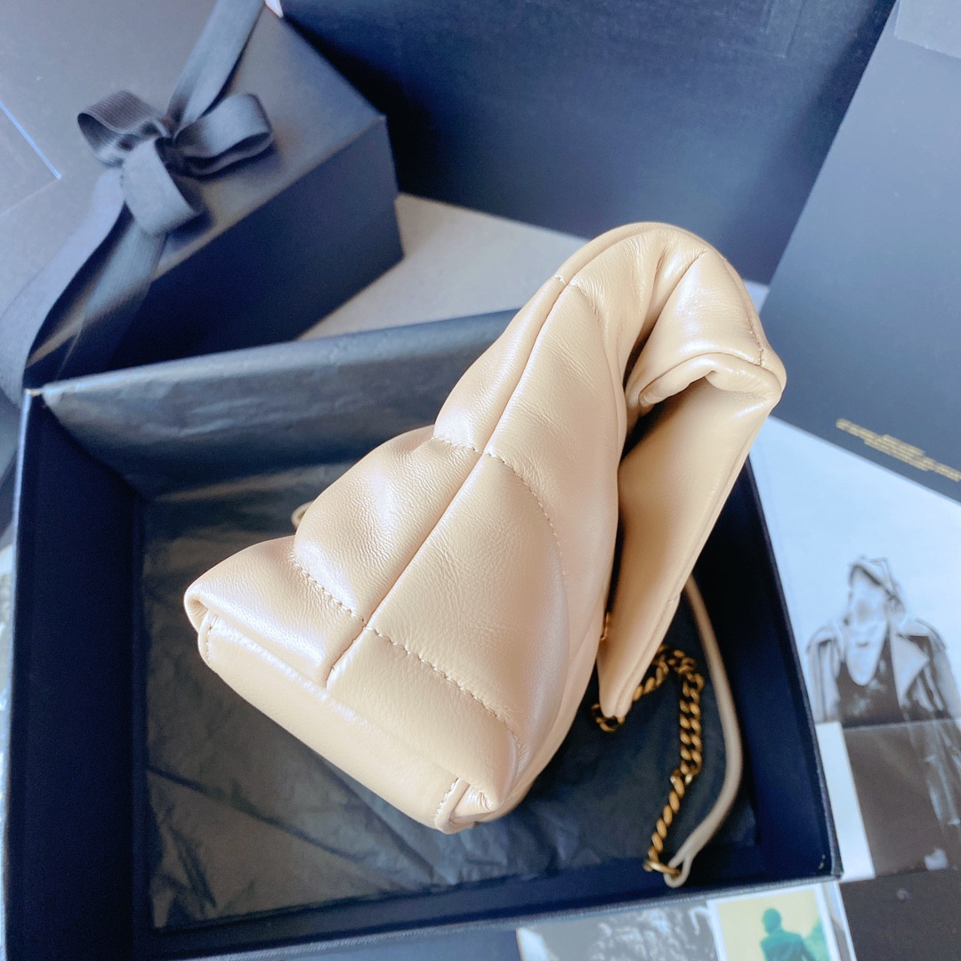 YSL PUFFER IN LEATHER BEIGE 23 X 15.5 X 5.8 CM