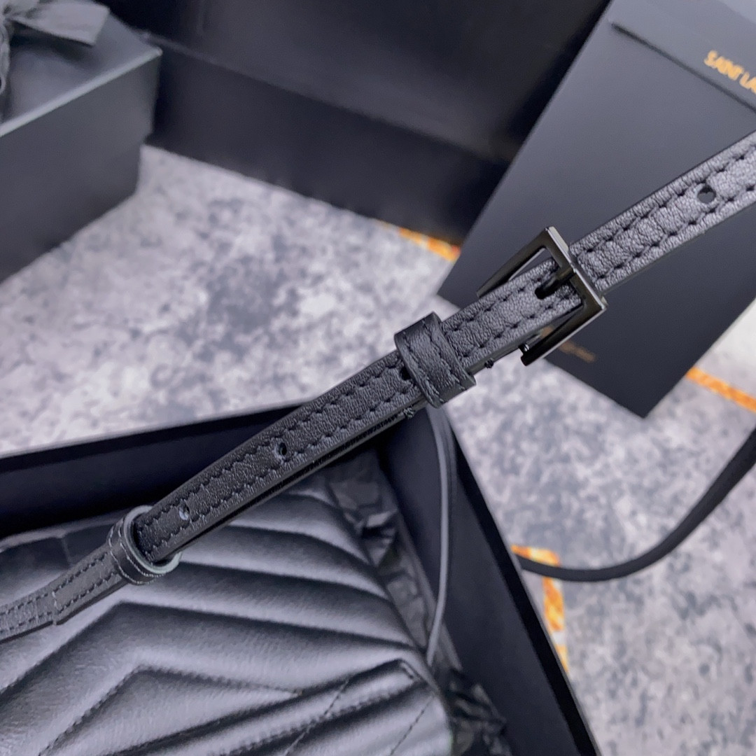 YSL TOY LOULOU IN QUILTED LEATHER ALL BLACK 7.9 X 5.5 X 3 INCHES