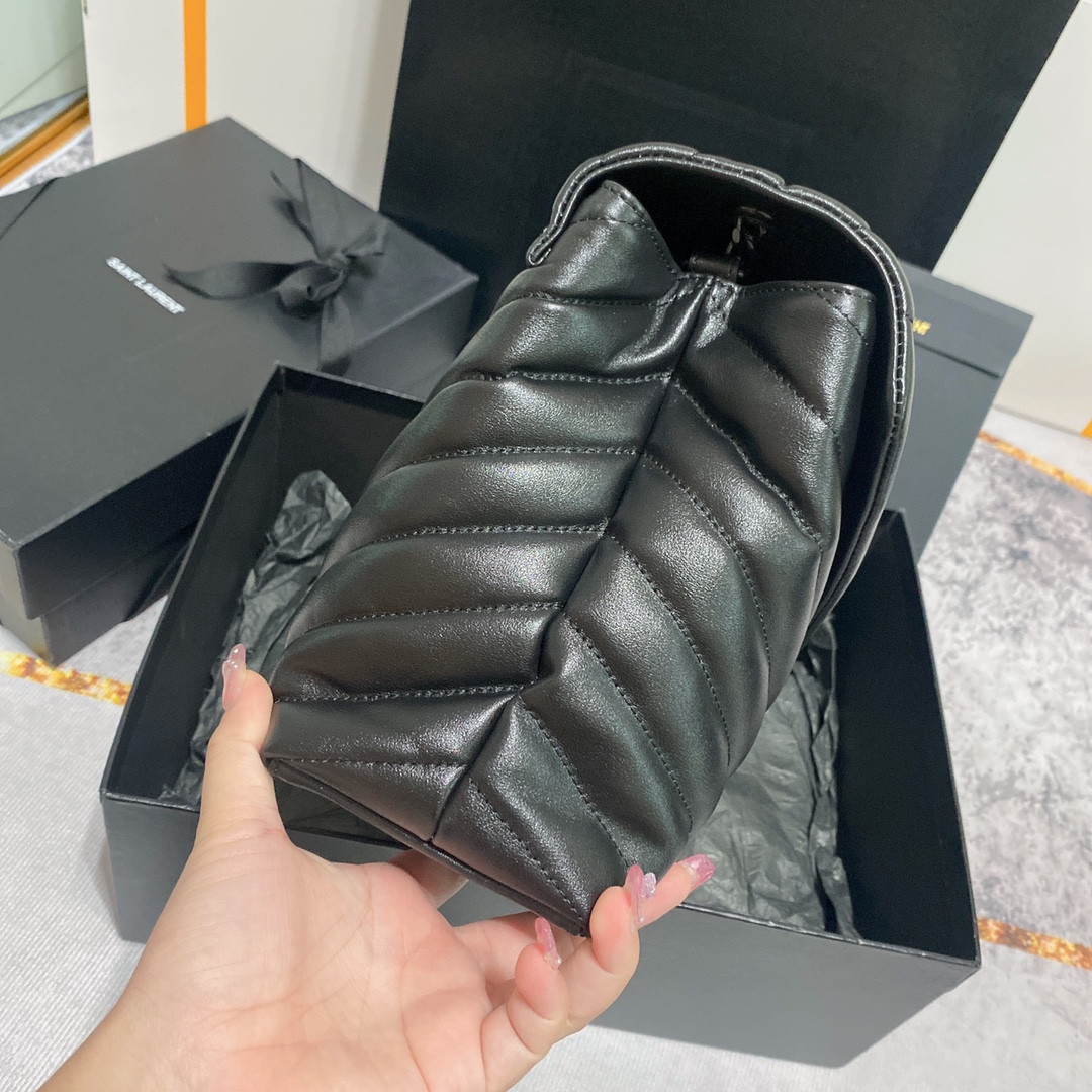 YSL LOULOU MEDIUM IN QUILTED LEATHER ALL BLACK 12.5 X 8.6 X 3.5 INCHES
