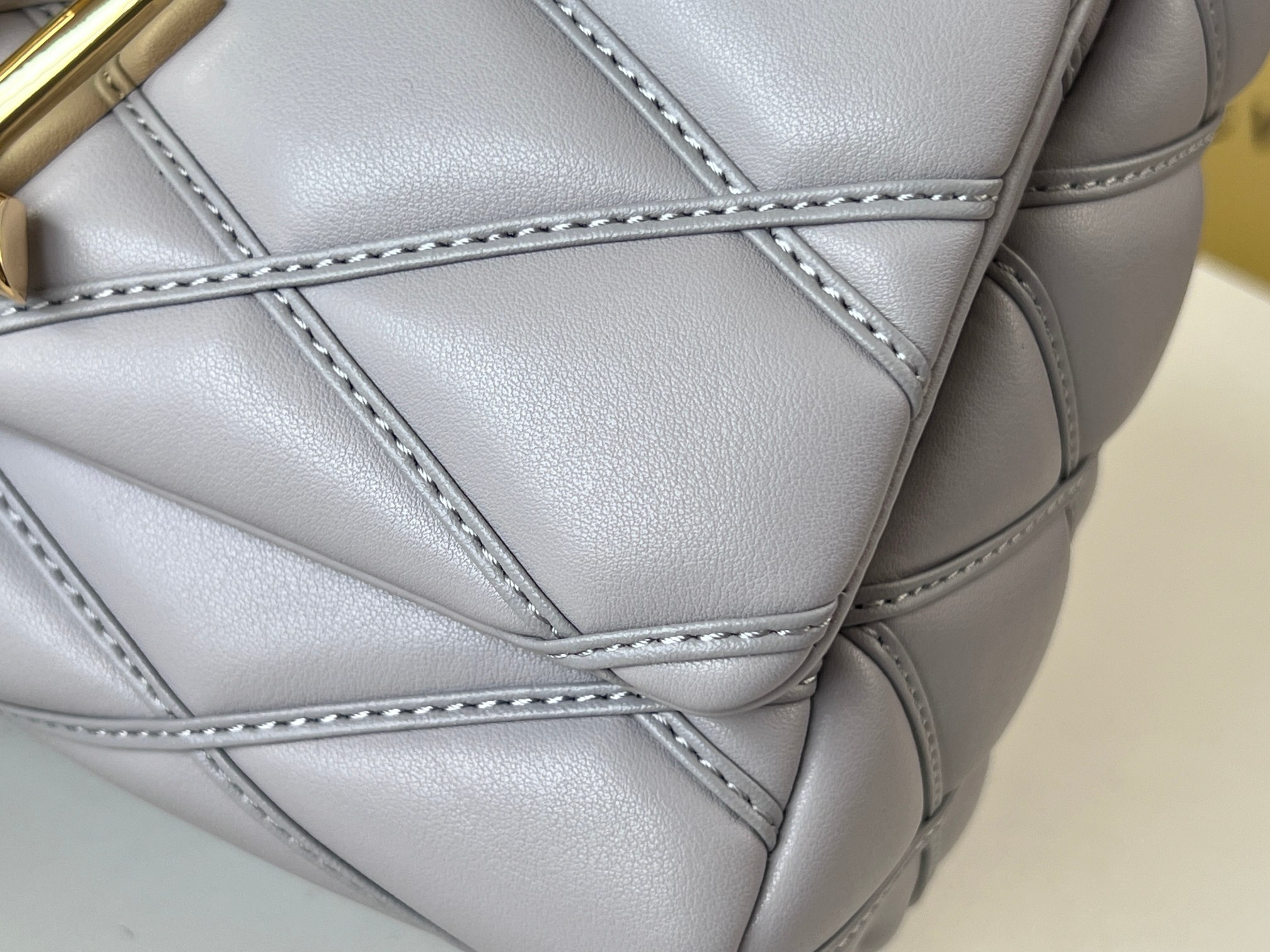 LOUIS VUITTON M22895 GO-14 MM Gray 9.1 x 6.3 x 3.9 inches