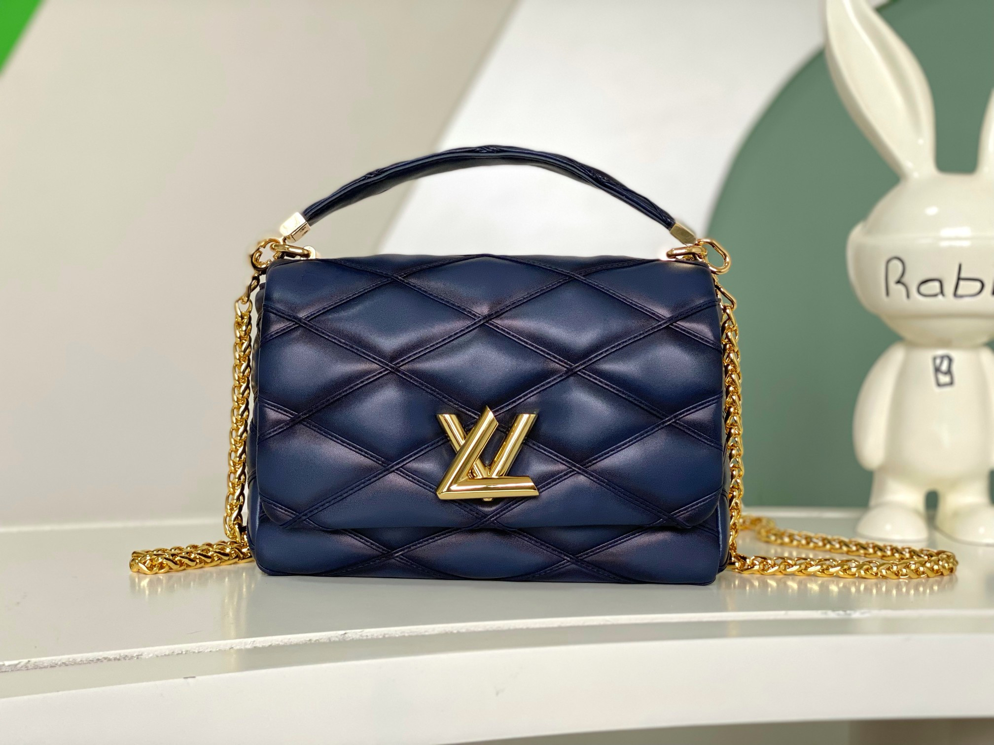 LOUIS VUITTON M14956 GO-14 MM 9.1 x 6.3 x 3.9 inches