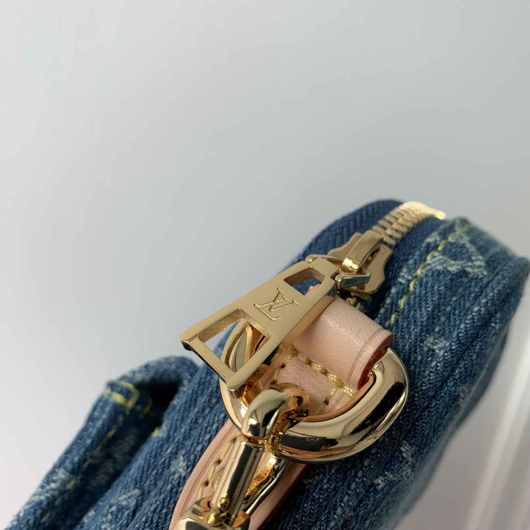 LOUIS VUITTON M82948 Fairfax Pochette 5.5 x 7.1 x 1.1 inches