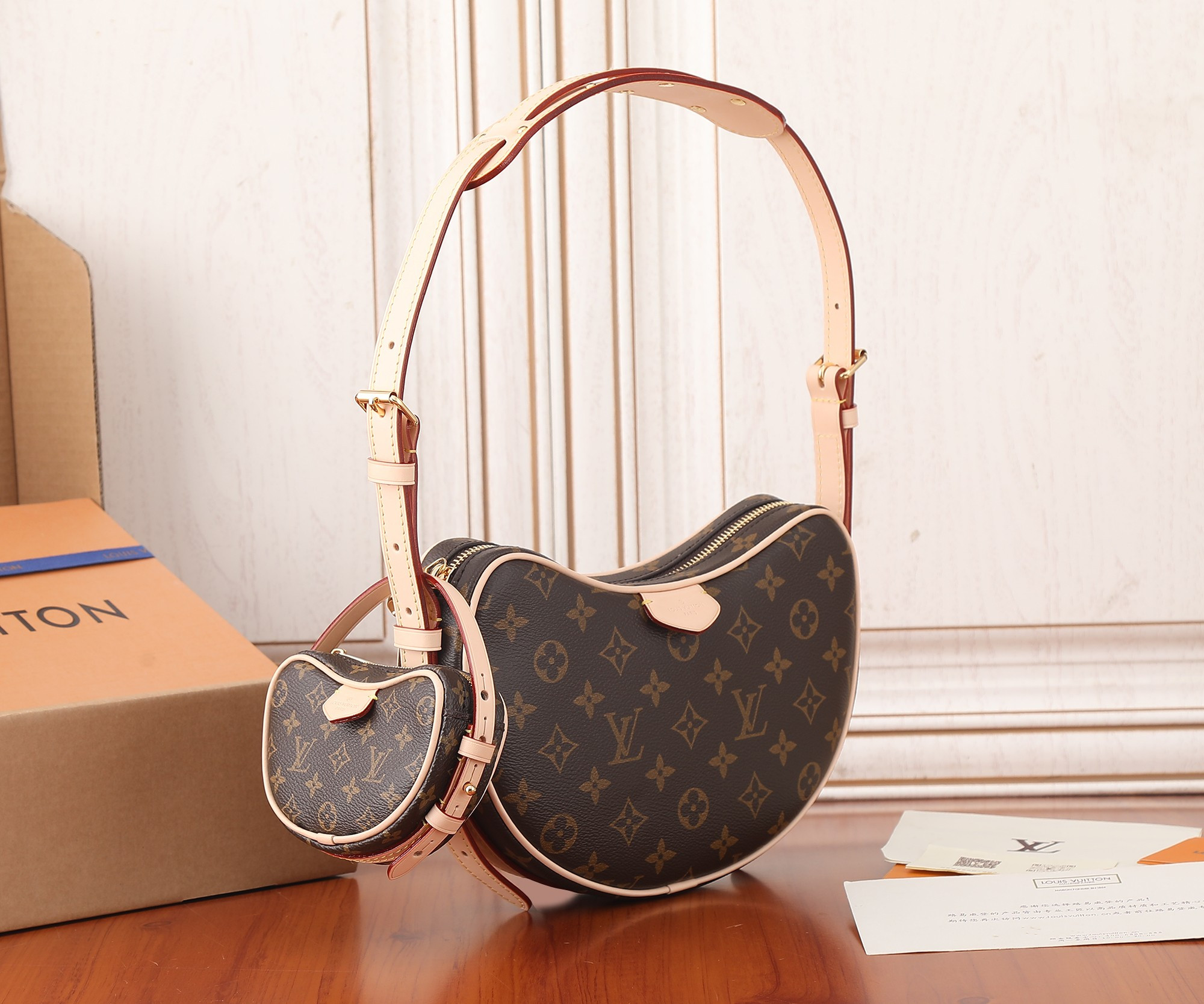LOUIS VUITTON M46828 Croissant MM 9.8 x 5.9 x 2 inches