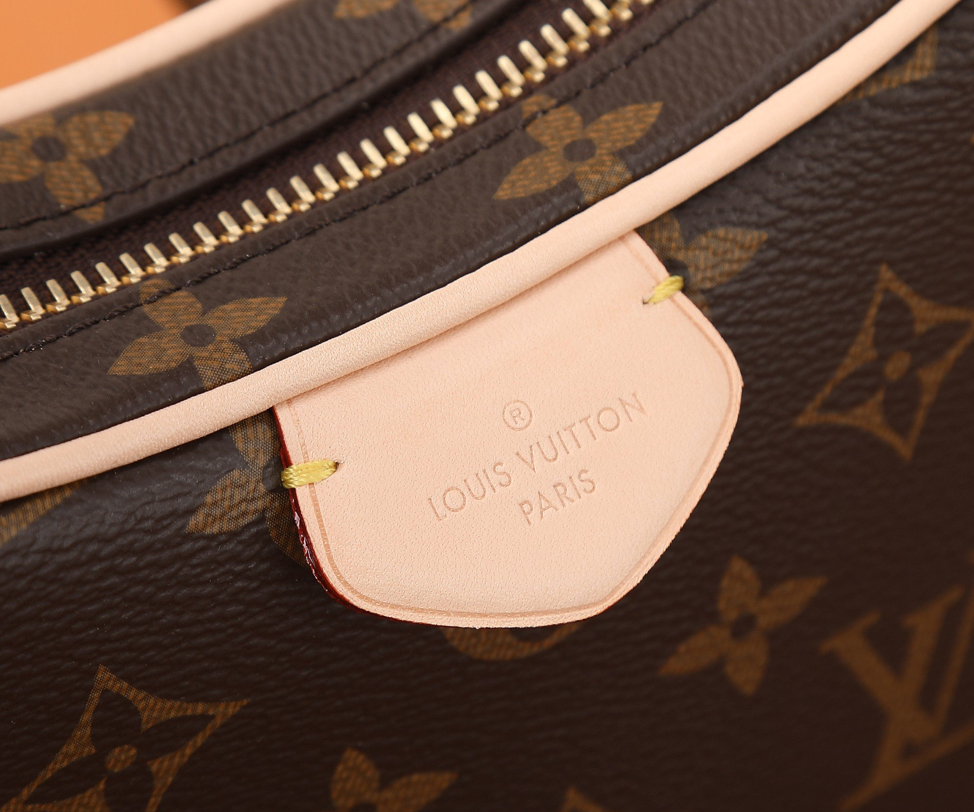 LOUIS VUITTON M46828 Croissant MM 9.8 x 5.9 x 2 inches