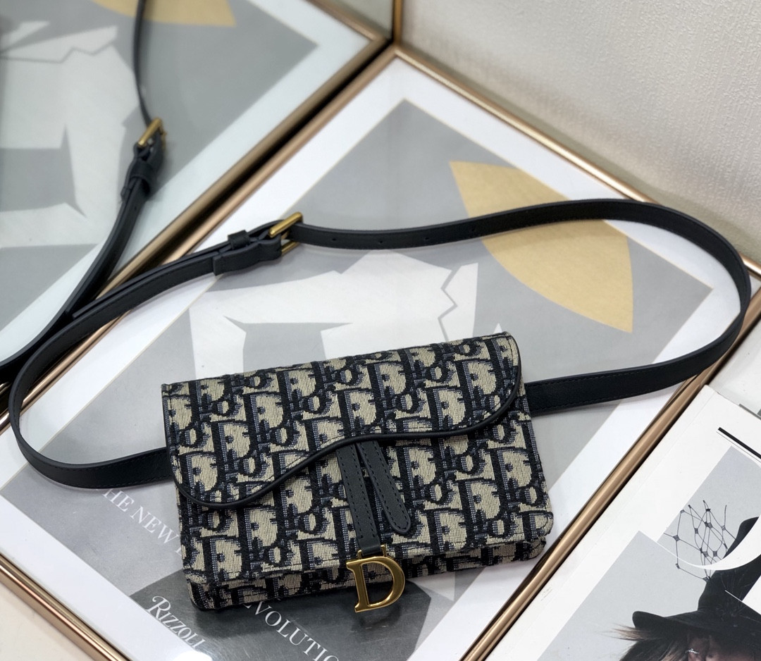 DIOR Saddle Pouch Blue Dior Oblique Jacquard  6.5 x 4 x 1.5 inches