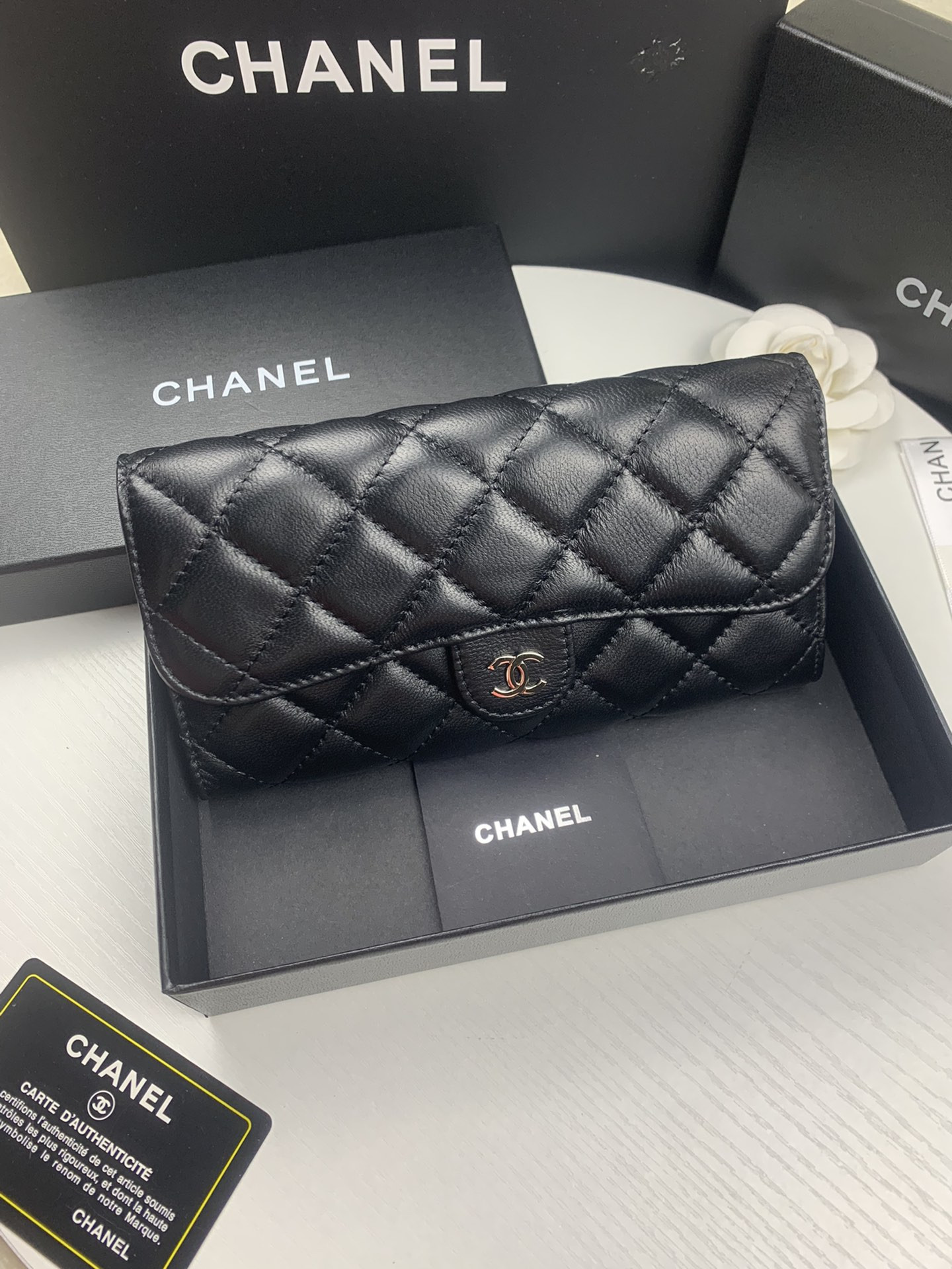 CHANEL FLAP WALLET BLACK SILVER 19.5 x10 cm