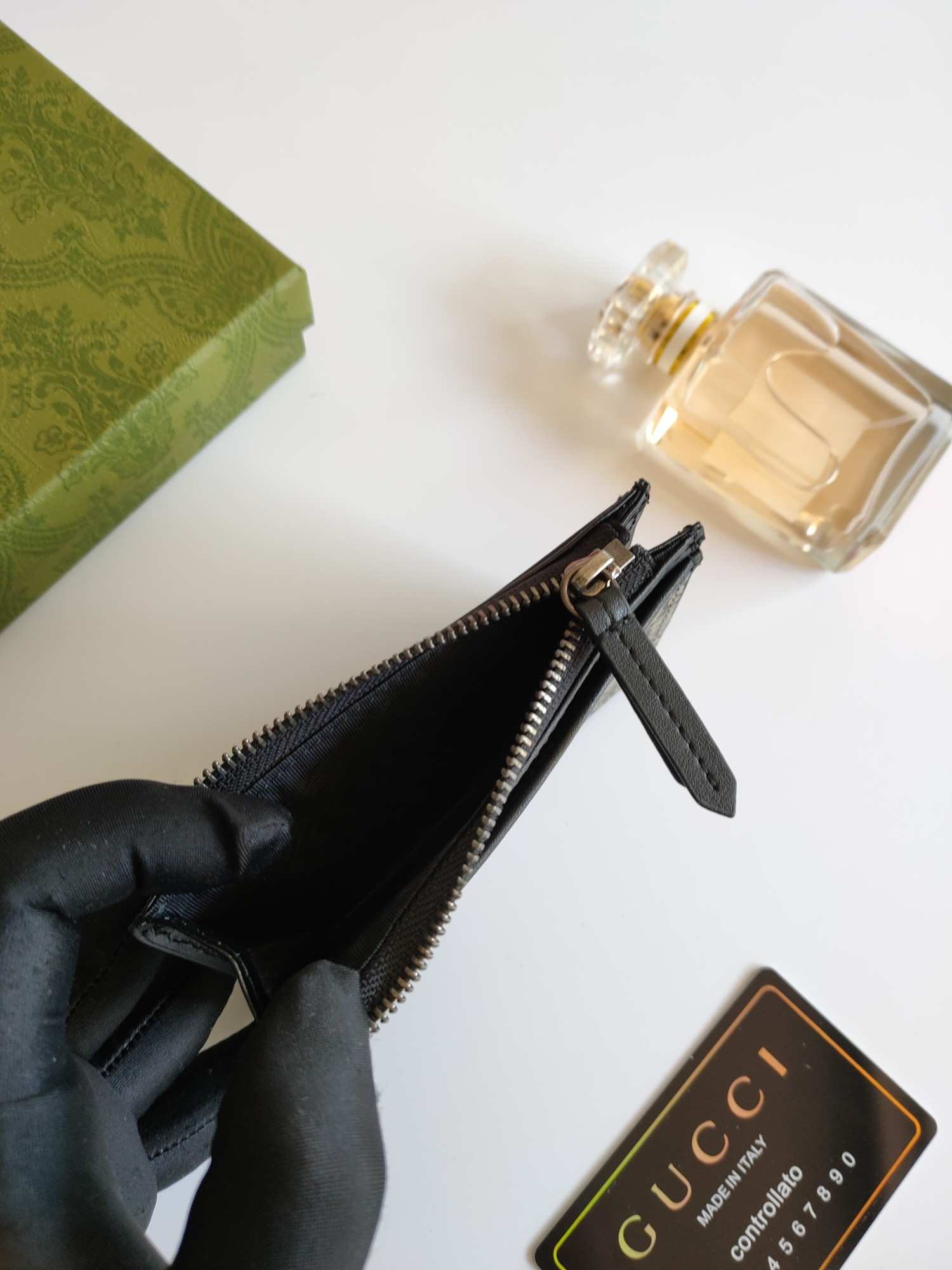 Gucci GG CARD CASE WALLET