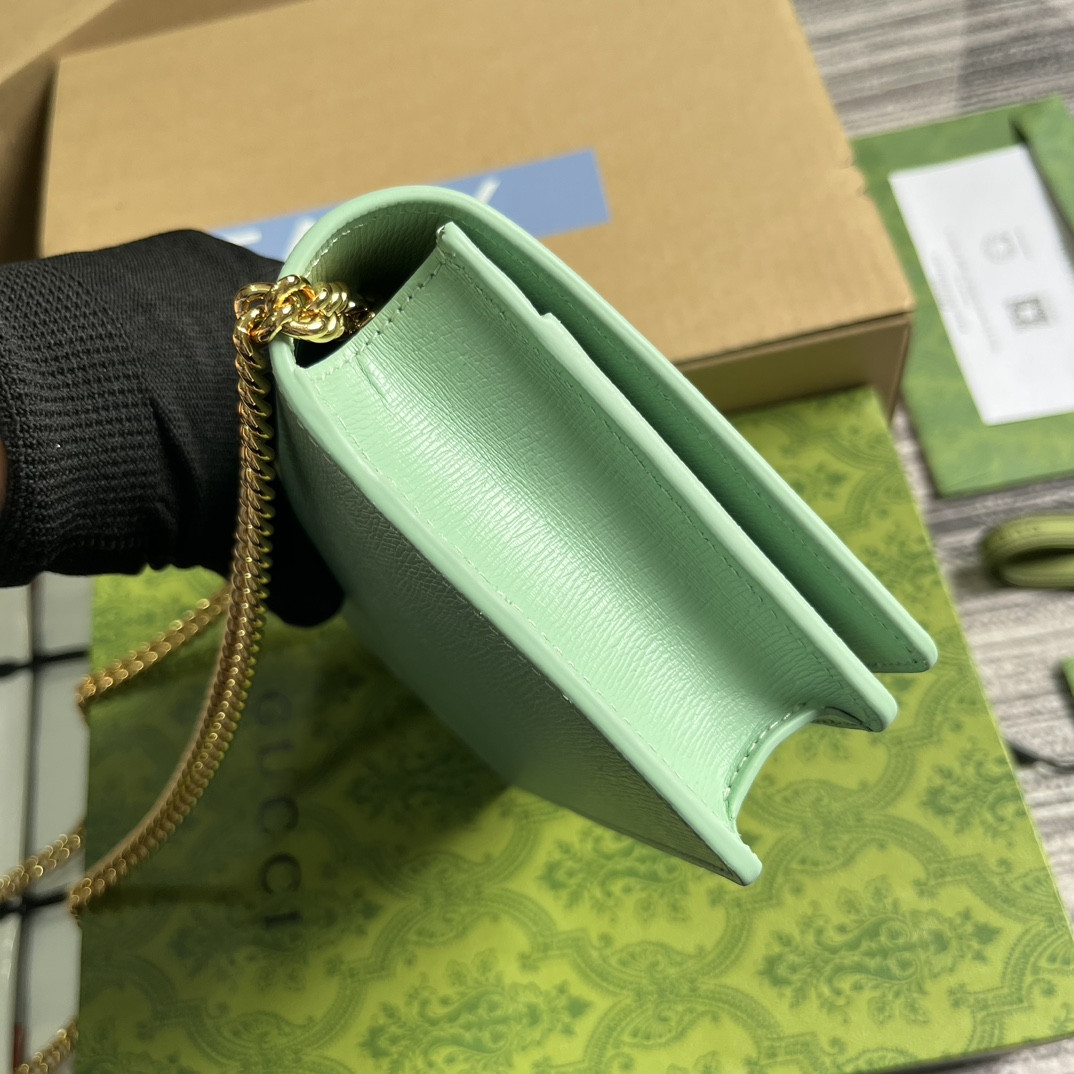 CHAIN WALLET WITH GUCCI SCRIPT GREEN 7.8"W x 5"H x 1.6"D