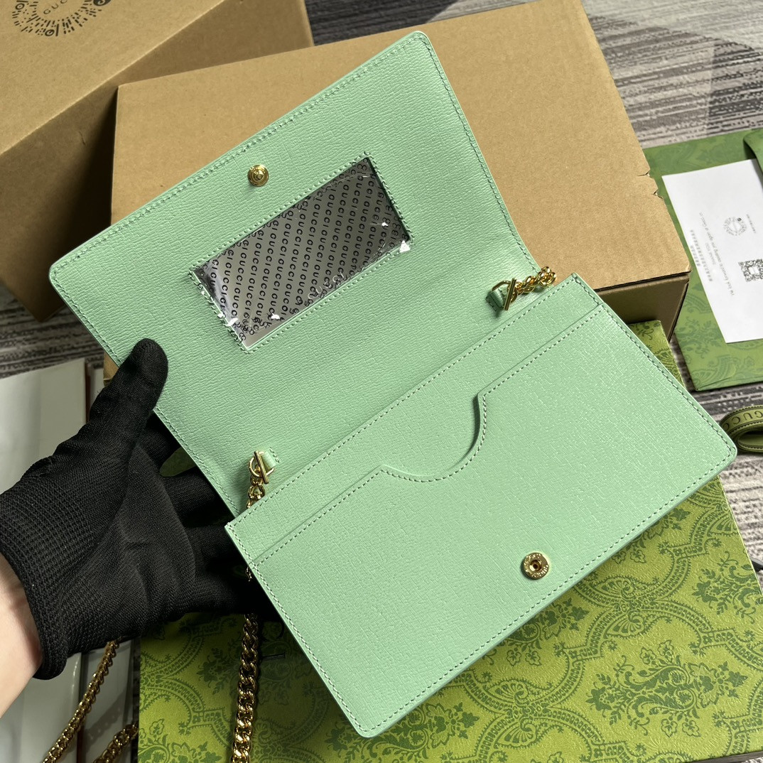 CHAIN WALLET WITH GUCCI SCRIPT GREEN 7.8"W x 5"H x 1.6"D