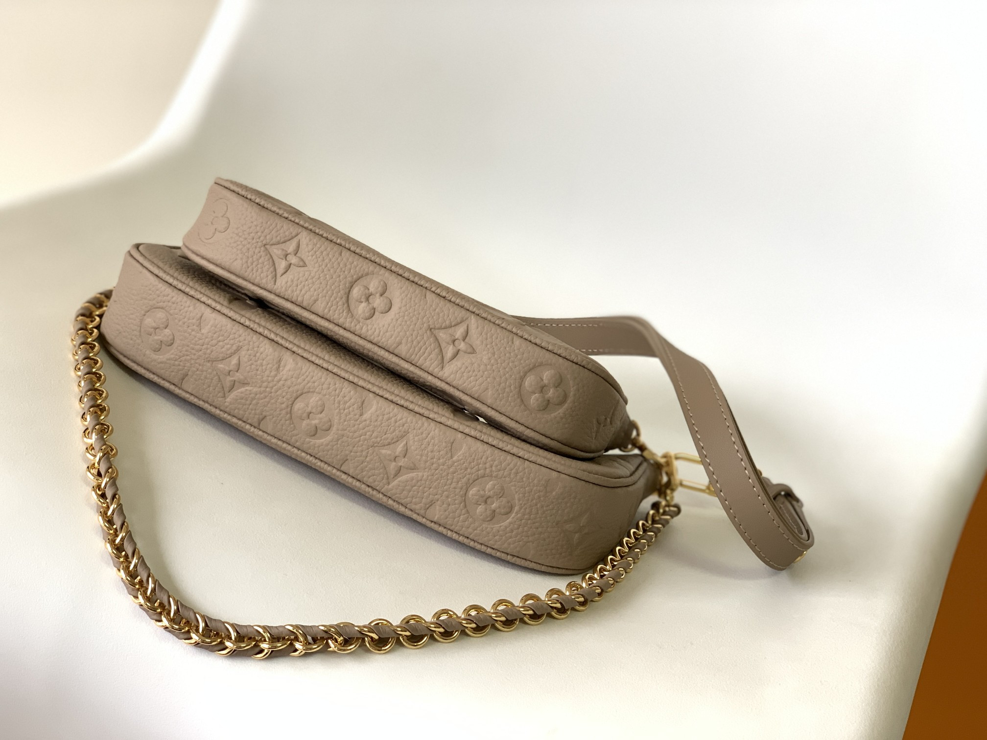 LOUIS VUITTON Multi Pochette Accessoires Gray 9.4 x 5.3 x 1.6 inches