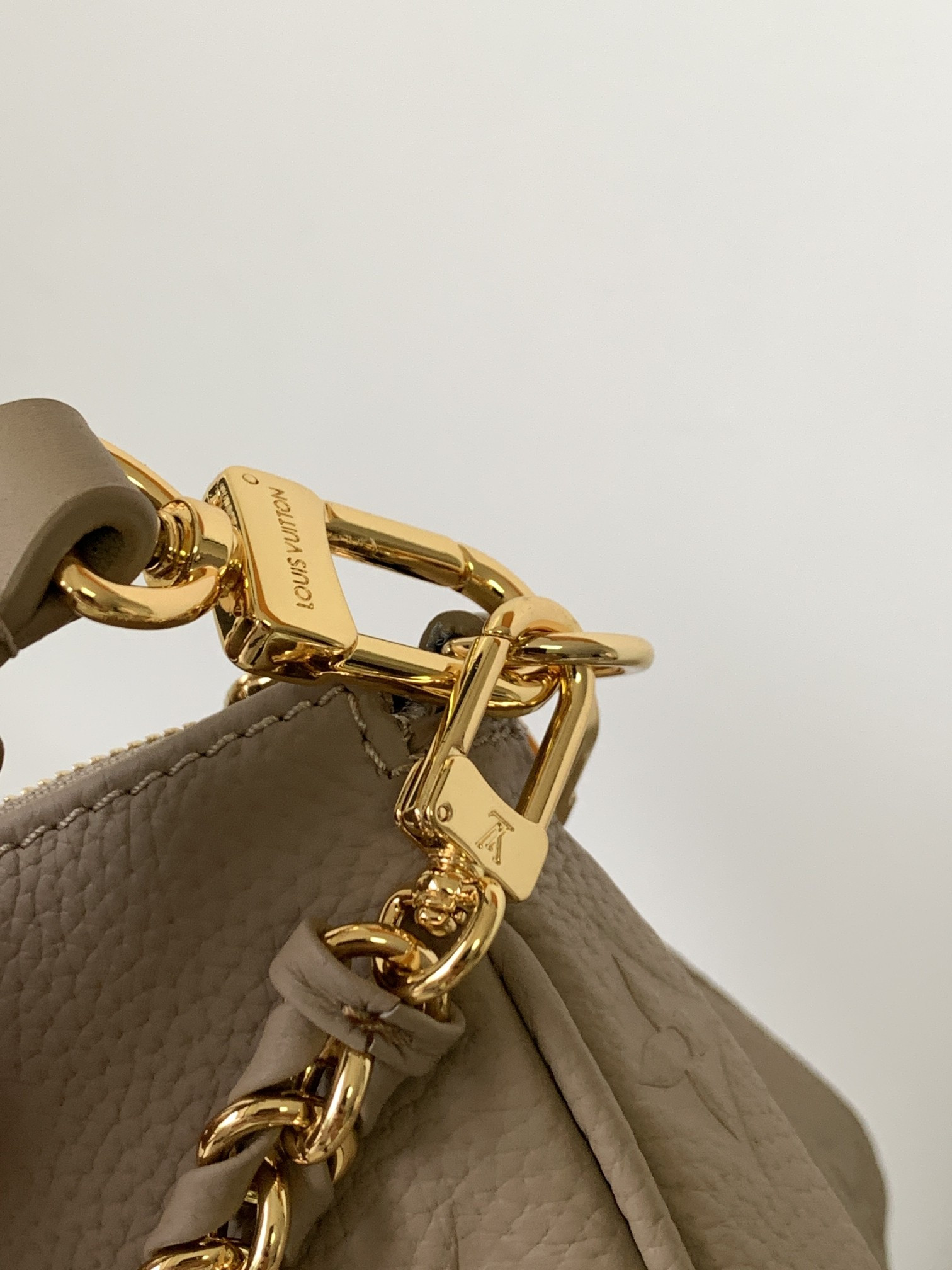 LOUIS VUITTON Multi Pochette Accessoires Gray 9.4 x 5.3 x 1.6 inches