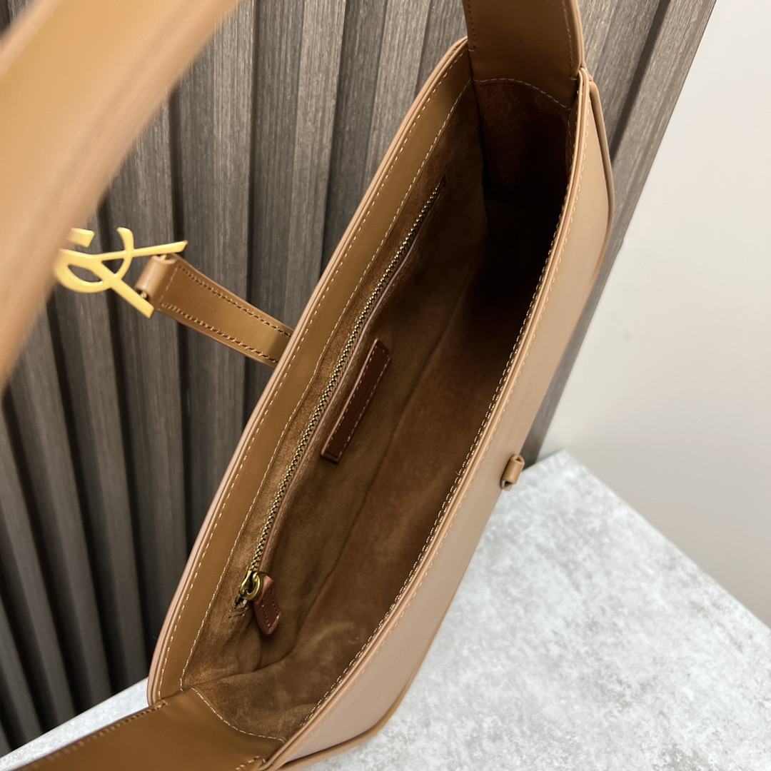 YSL LE 5 À 7 IN SMOOTH LEATHER COFFEE 9 X 6.3 X 2.5 INCHES