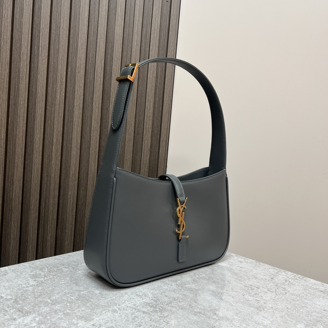 YSL LE 5 À 7 IN SMOOTH LEATHER GRAY 9 X 6.3 X 2.5 INCHES