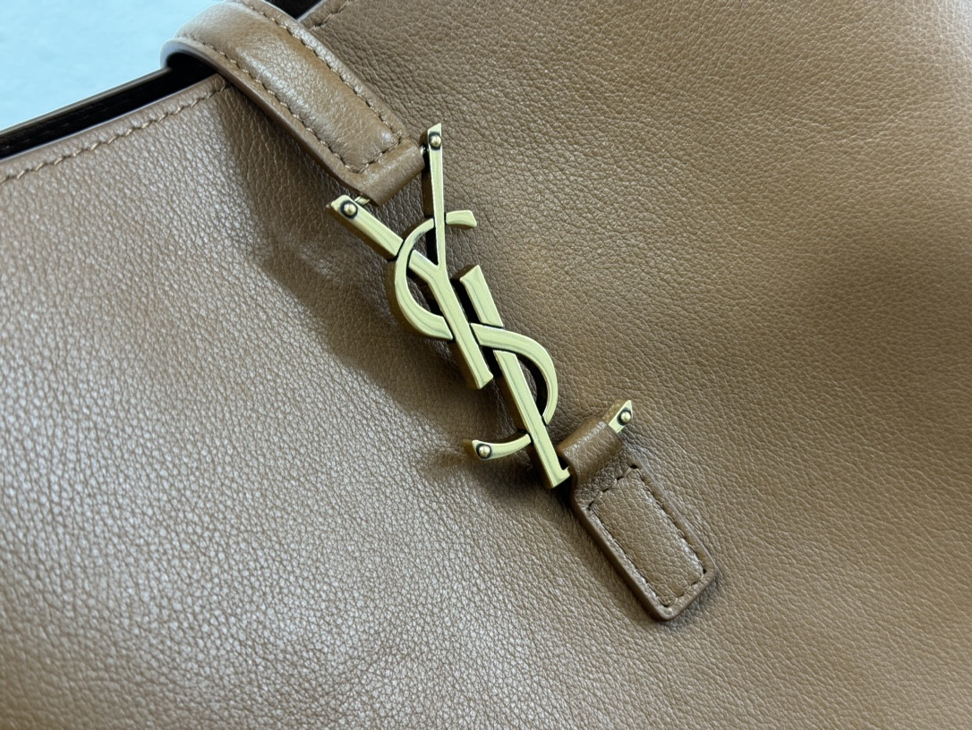 YSL LE 5 À 7 SUPPLE LARGE IN SMOOTH LEATHER DUSTY GREY 11.8" X 11" X 4.3"