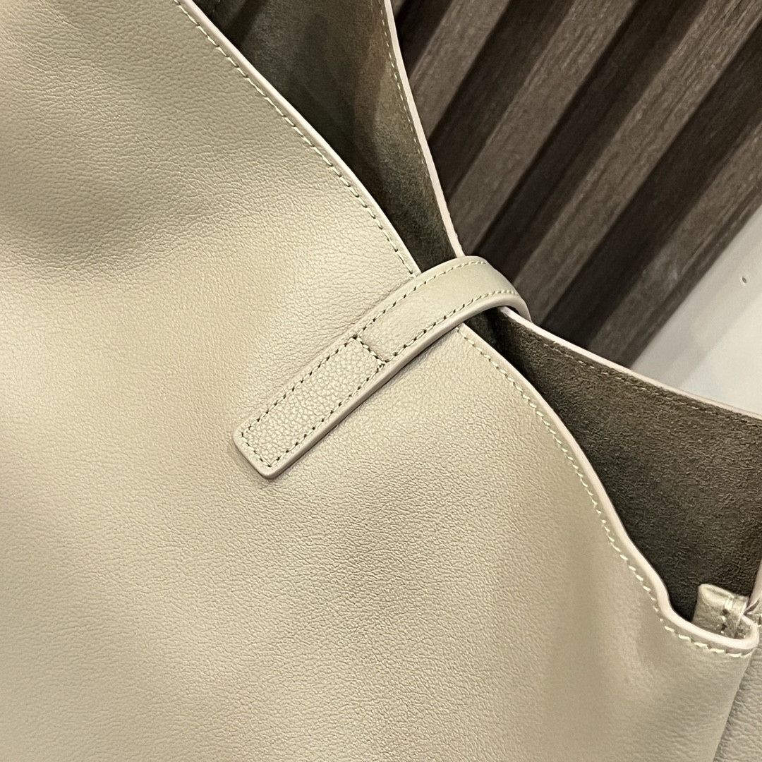 YSL LE 5 À 7 SUPPLE LARGE IN SMOOTH LEATHER LIGHT GRAY 11.8" X 11" X 4.3"