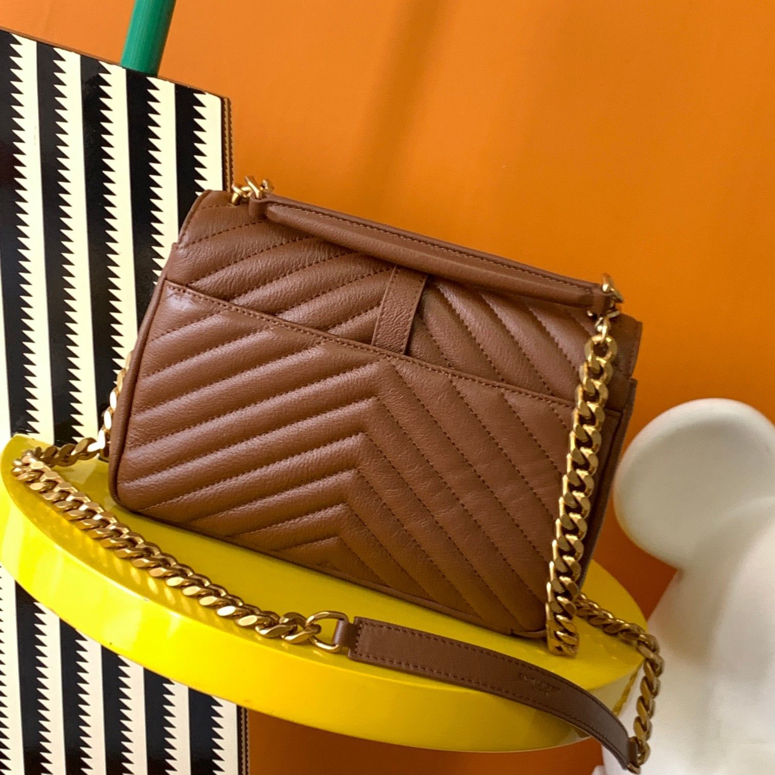 YSL COLLEGE MEDIUM IN QUILTED LEATHER COFFEE 9.4 X 6.6 X 2.5 INCHES