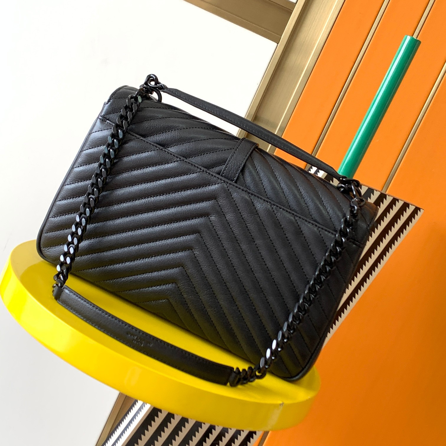 YSL COLLEGE MEDIUM IN QUILTED LEATHER ALL BLACK 9.4 X 6.6 X 2.5 INCHES