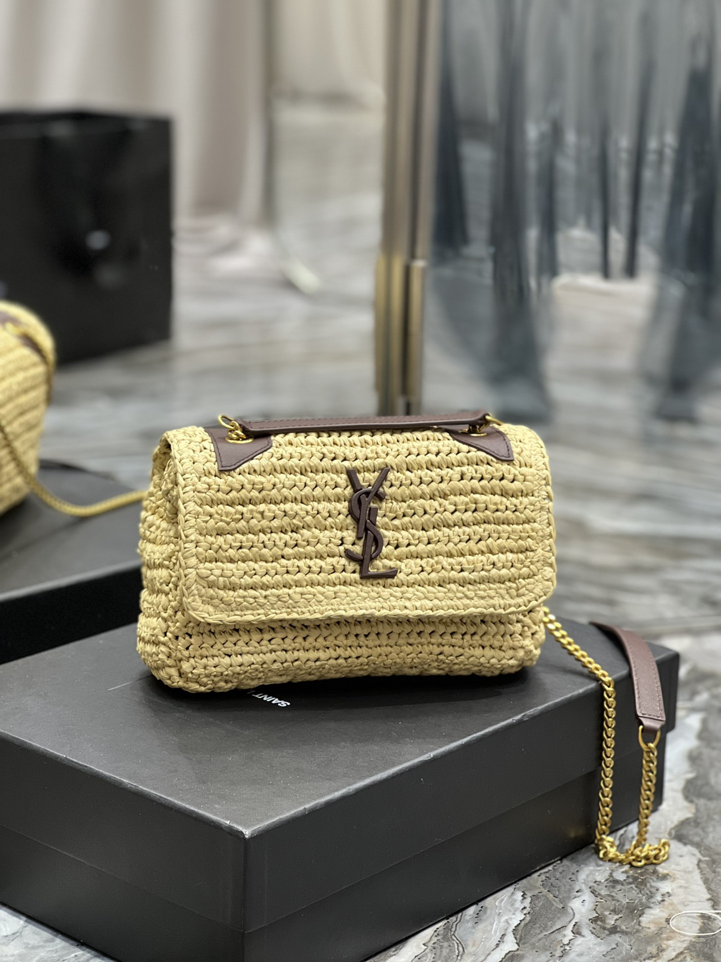 YSL NIKI CHAIN BAG IN RAFFIA AND LEATHER BEIGE 22×16.5×12 CM