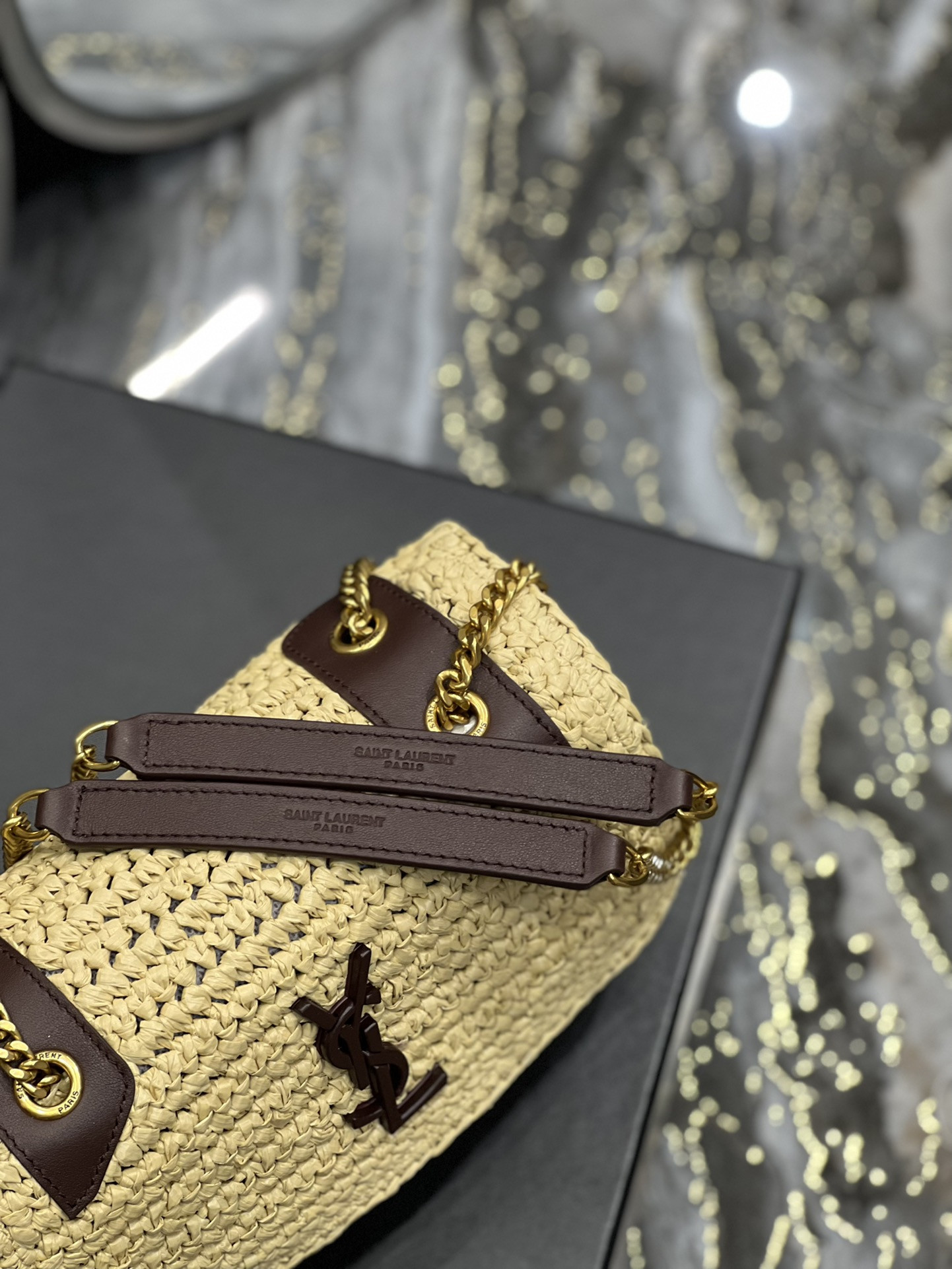 YSL NIKI CHAIN BAG IN RAFFIA AND LEATHER BEIGE 22×16.5×12 CM