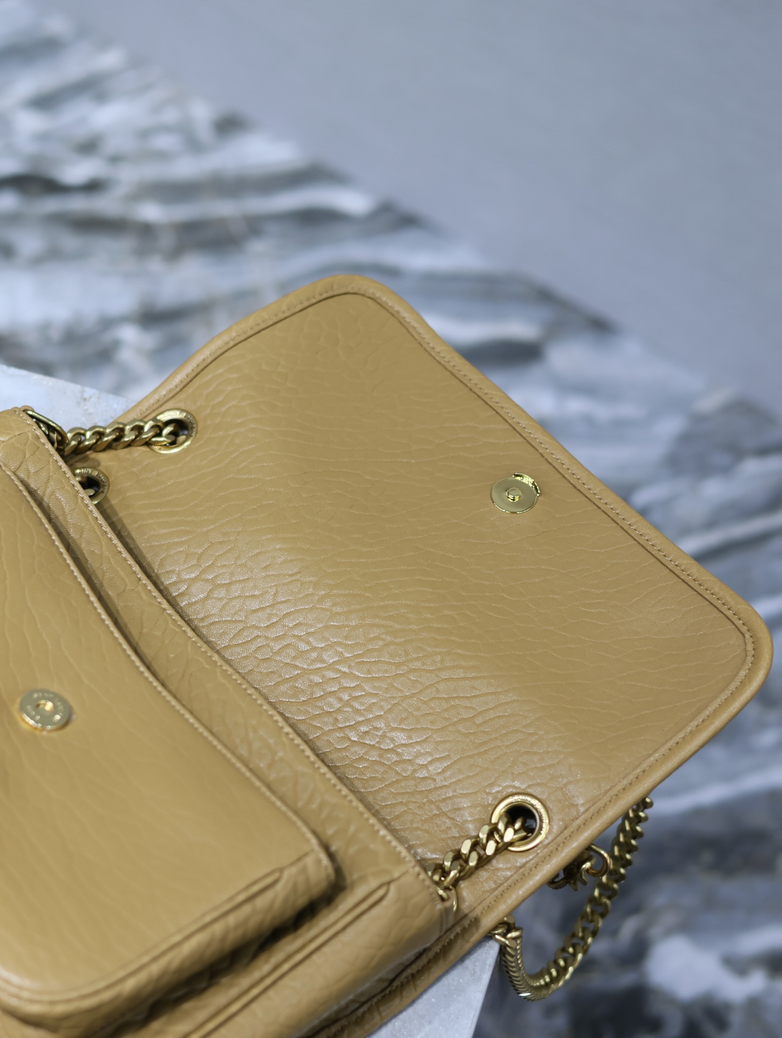 YSL NIKI MEDIUM IN VINTAGE LEATHER DARK CORK 11 X 7.8 X 3.3 INCHES