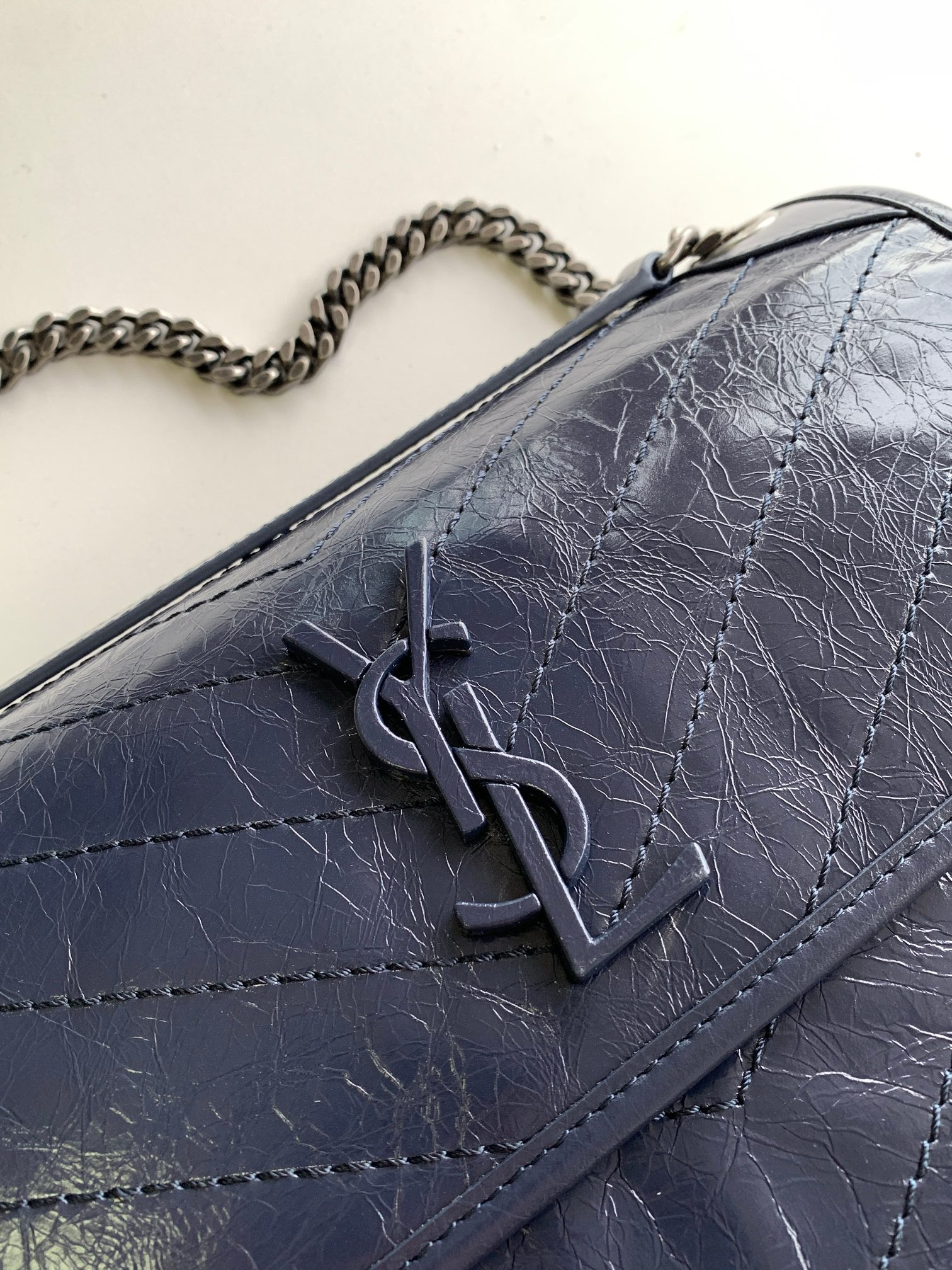YSL NIKI MEDIUM IN VINTAGE LEATHER navy 11 X 7.8 X 3.3 INCHES