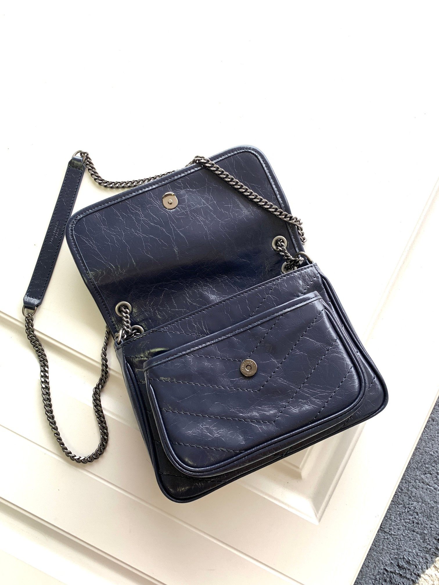 YSL NIKI BABY IN VINTAGE LEATHER NAVY 8.2 X 6 X 2.9 INCHES