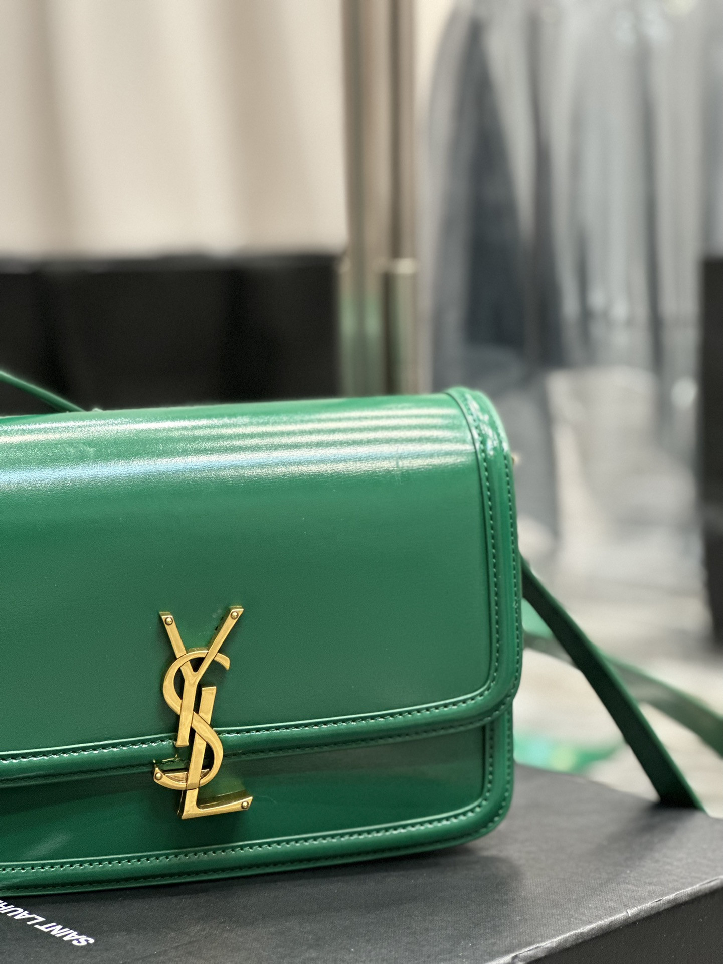 YSL SOLFERINO MEDIUM SATCHEL IN BOX SAINT LAURENT GREEN 9.1 X 6.3 X 2.4 INCHES