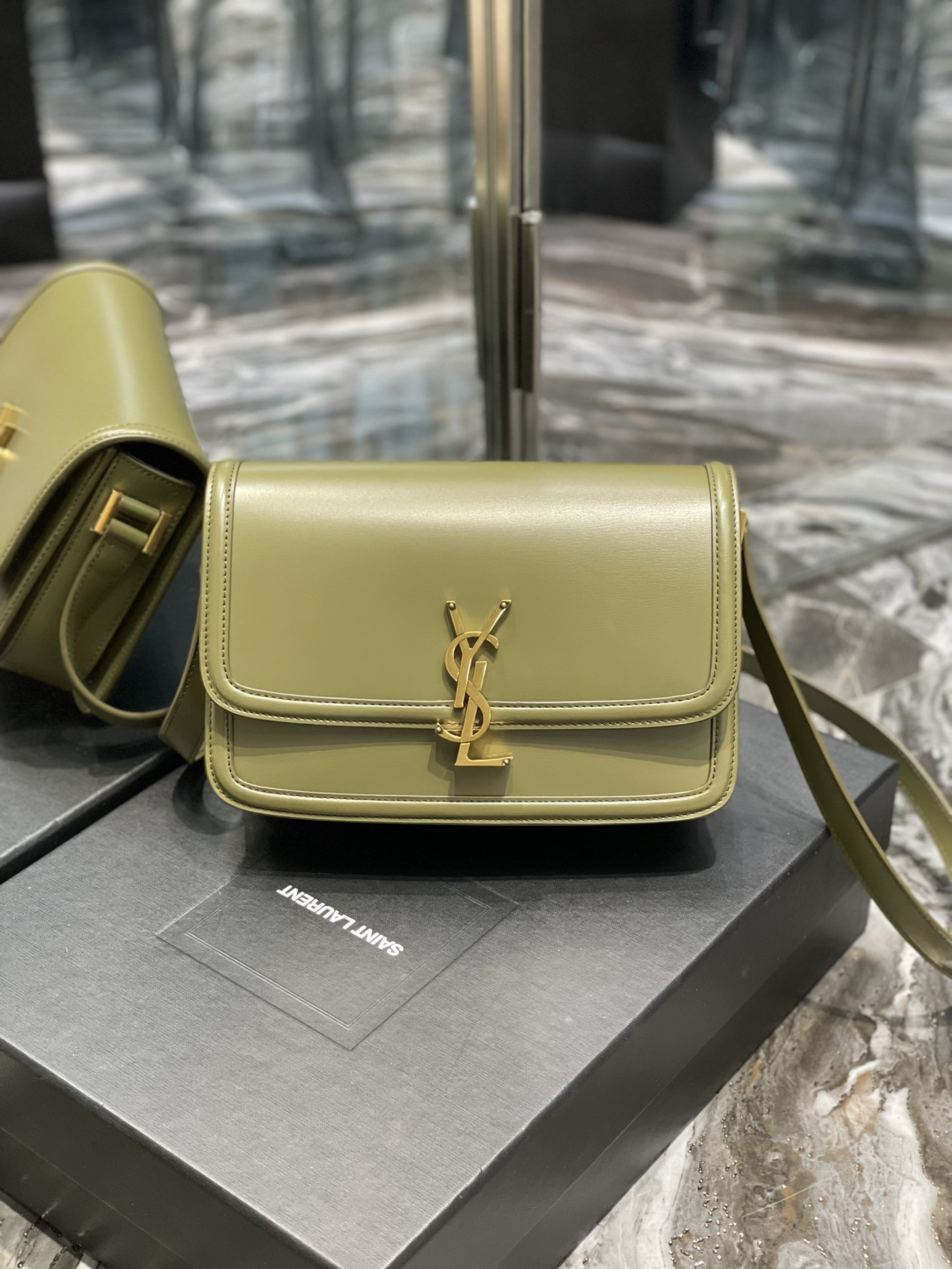 YSL SOLFERINO MEDIUM SATCHEL IN BOX SAINT LAURENT Avocado GREEN 9.1 X 6.3 X 2.4 INCHES