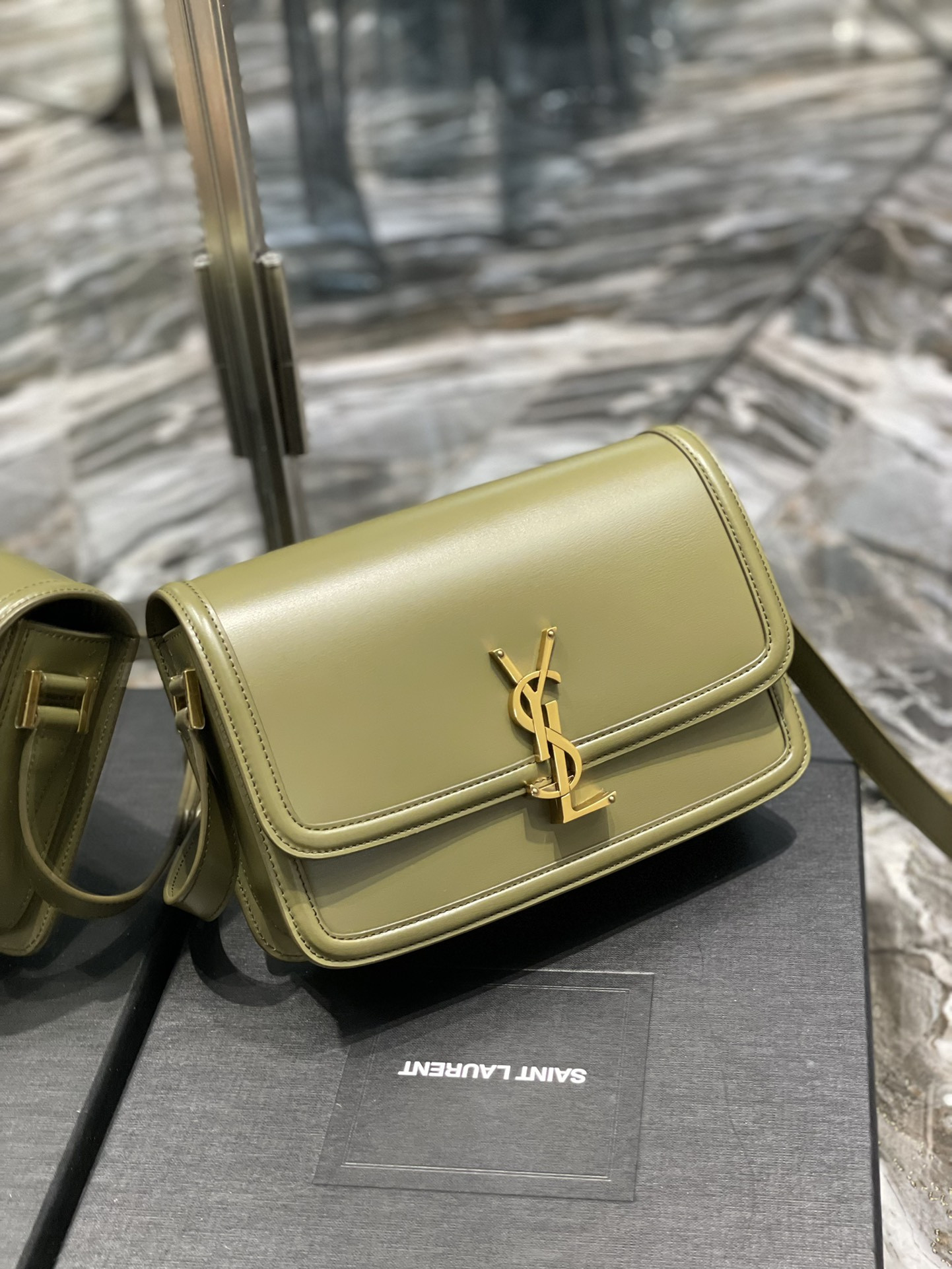 YSL SOLFERINO MEDIUM SATCHEL IN BOX SAINT LAURENT Avocado GREEN 9.1 X 6.3 X 2.4 INCHES