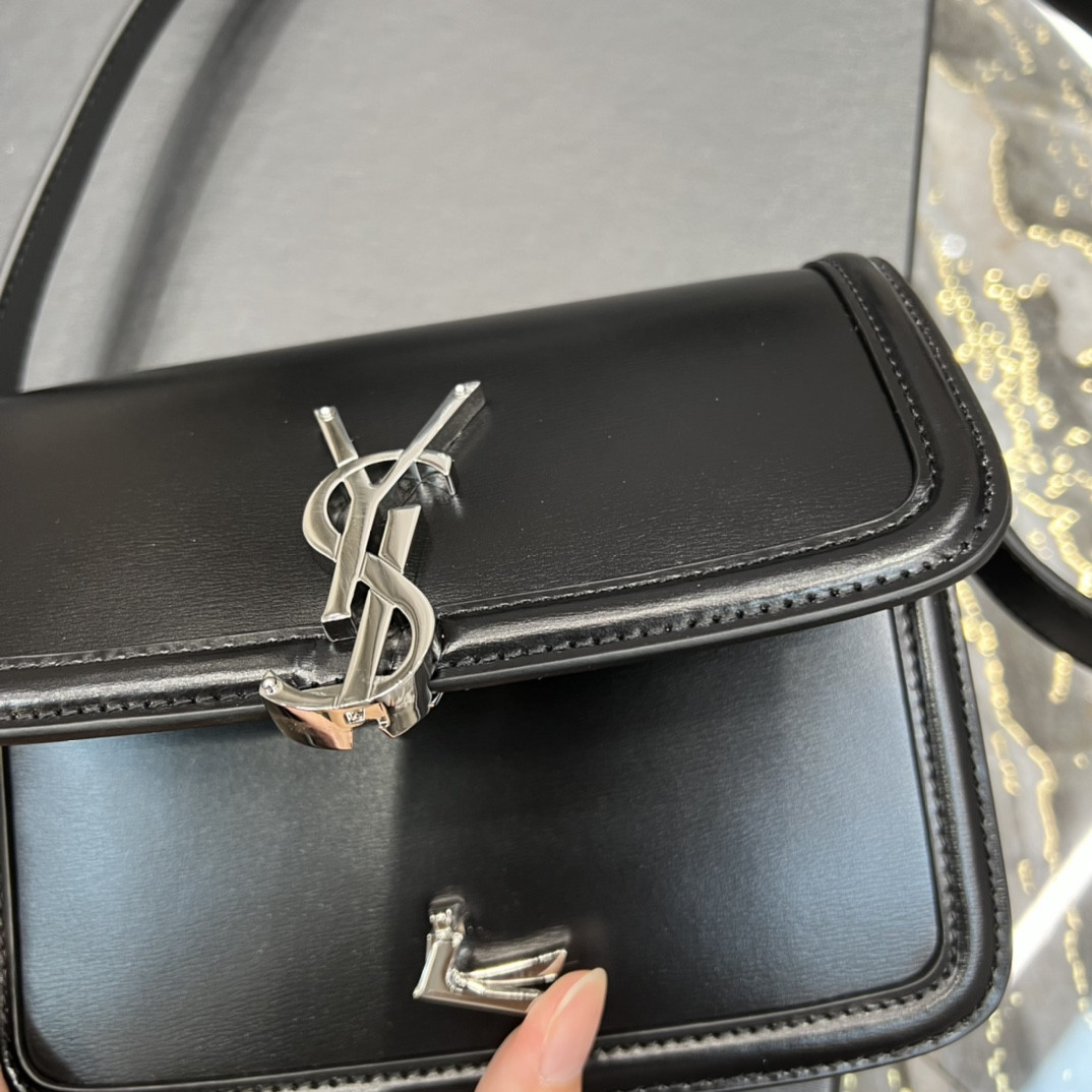 YSL SOLFERINO SMALL IN GLAZED LEATHER  7.4 X 5.1 X 1.9 INCHES