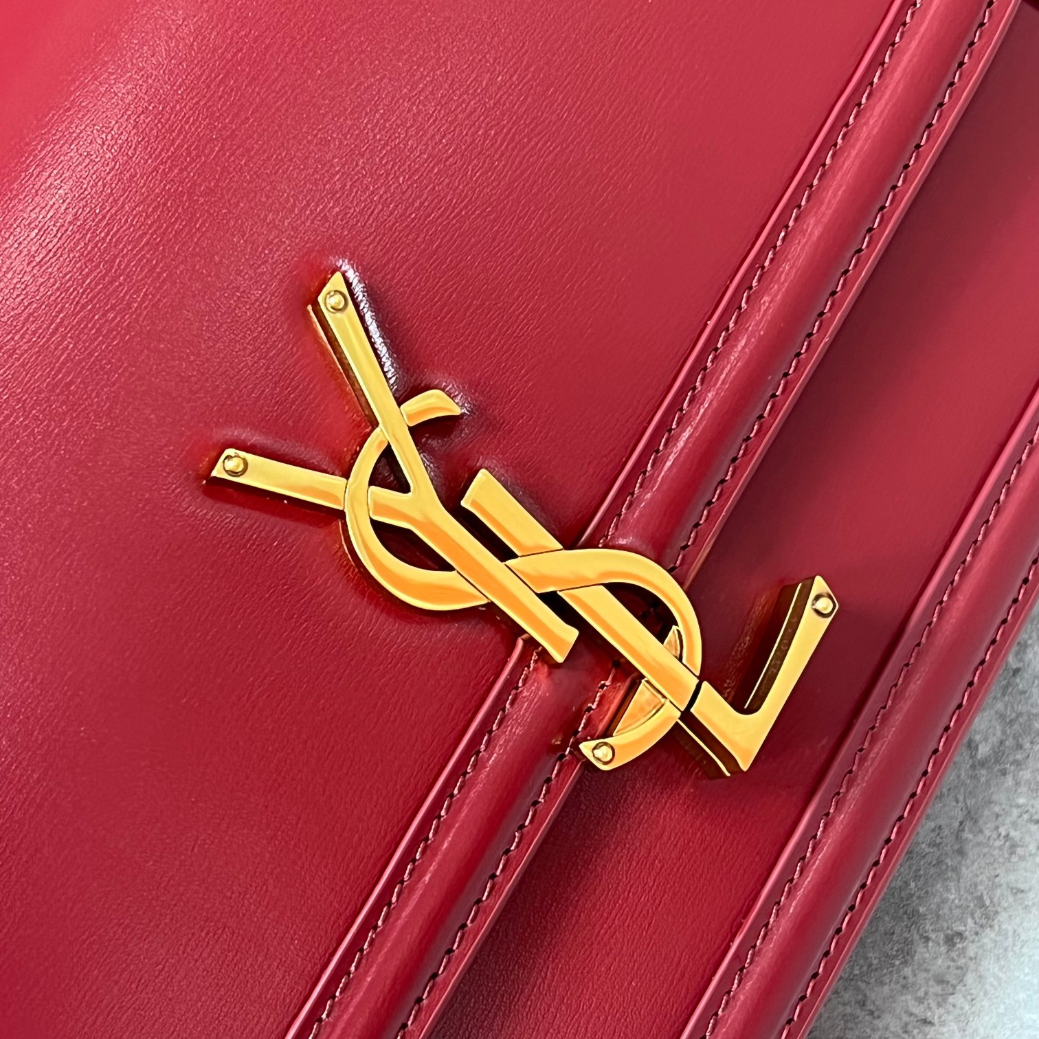 YSL SOLFERINO MEDIUM SATCHEL IN BOX SAINT LAURENT RED 9.1 X 6.3 X 2.4 INCHES