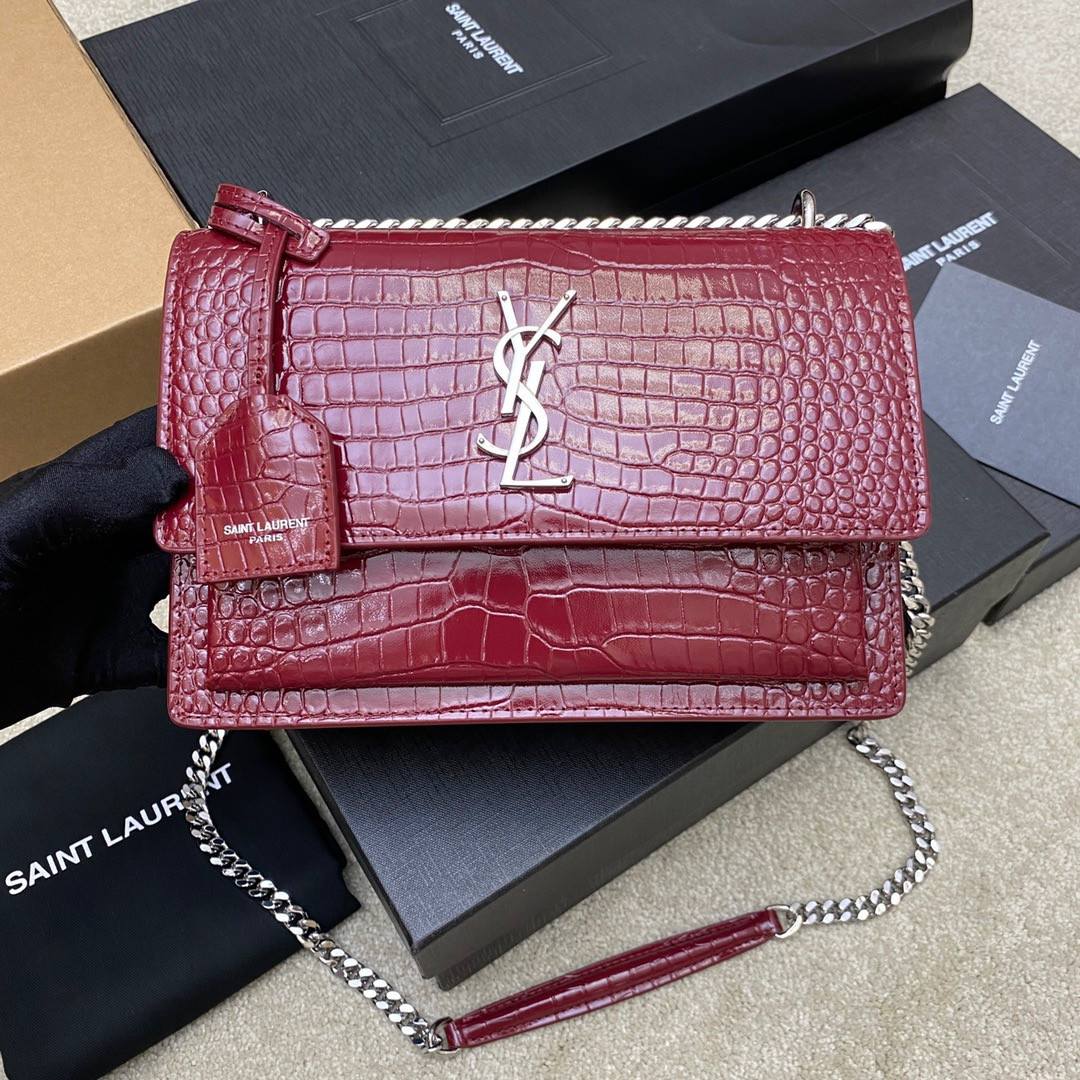 YSL SUNSET MEDIUM IN CROCODILE-EMBOSSED LEATHER RED VELVET 8 X 6.2 X 2.5 INCHES