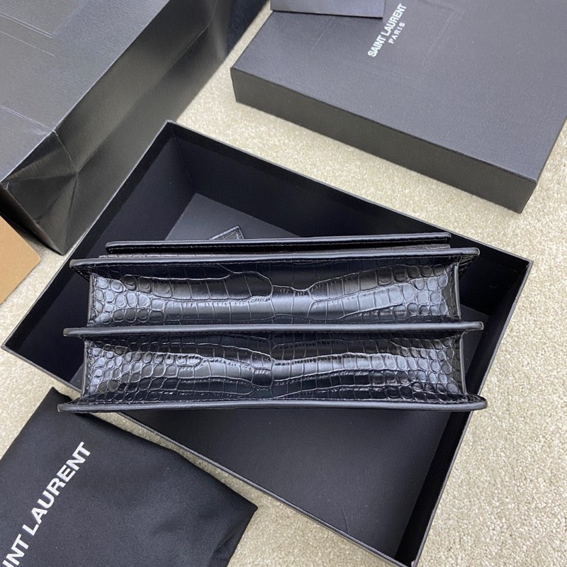 YSL SUNSET MEDIUM IN CROCODILE-EMBOSSED LEATHER 8 X 6.2 X 2.5 INCHES