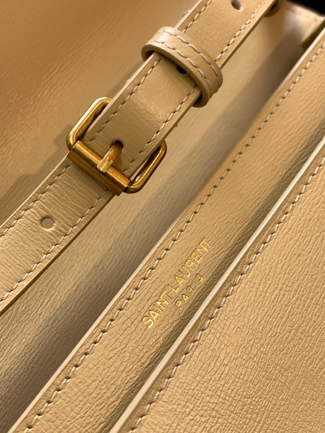 YSL SUNSET LARGE IN SMOOTH LEATHER BEIGE 10.6 X 7 X 3.1 INCHES