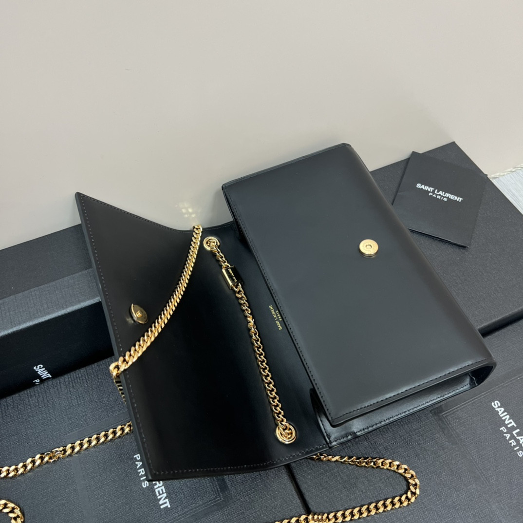 YSL KATE MEDIUM IN SMOOTH LEATHER BLACK 9.4 X 5.7 X 2.1 INCHES